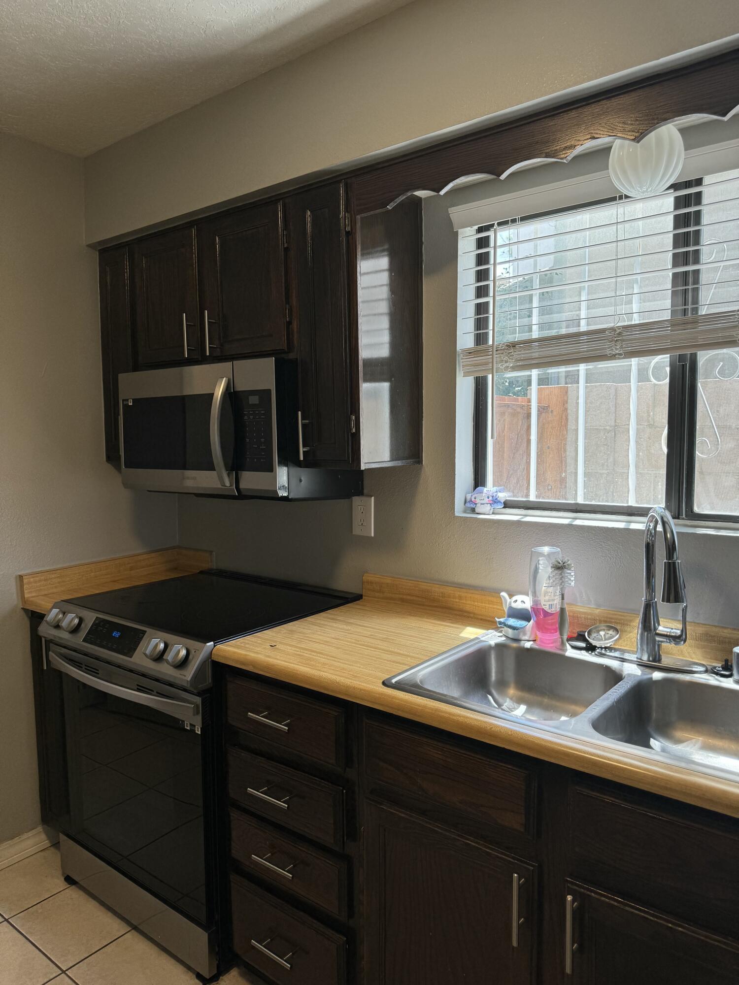 Homes for sale in Albuquerque, NM | 9405 Cyndi Ct, Albuquerque, NM 87112 | MLS# 1088915