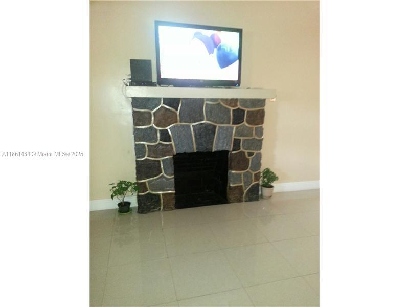 Homes for sale in Miami, FL | 321 Nw 13Th Ave, Miami, FL 33125 | MLS# A11851484