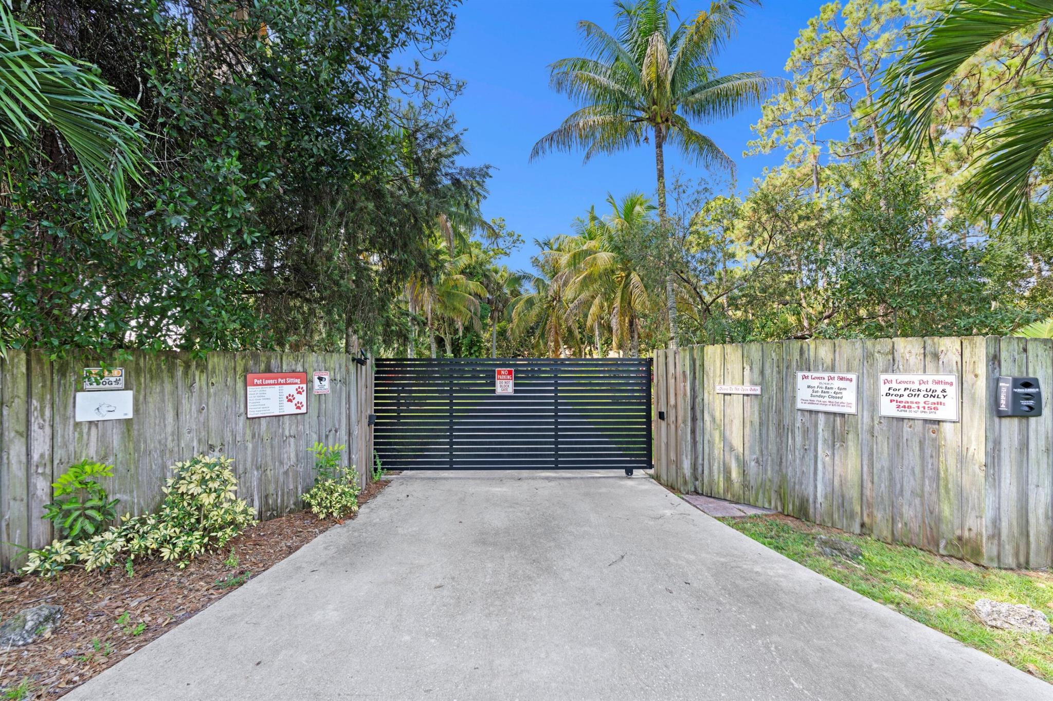 Homes for sale in Loxahatchee Groves, FL | 12874 Bryan Road, Loxahatchee Groves, FL 33470 | MLS# R11112493