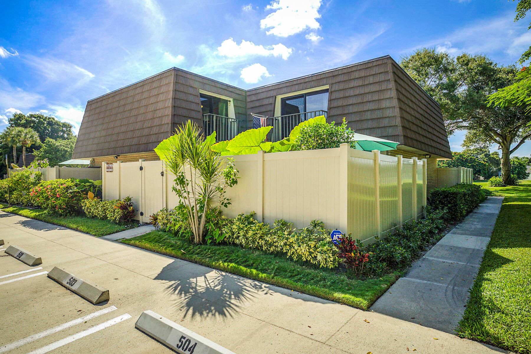 Homes for sale in West Palm Beach, FL | 80 Heritage Village Way, West Palm Beach, FL 33407 | MLS# R11112508