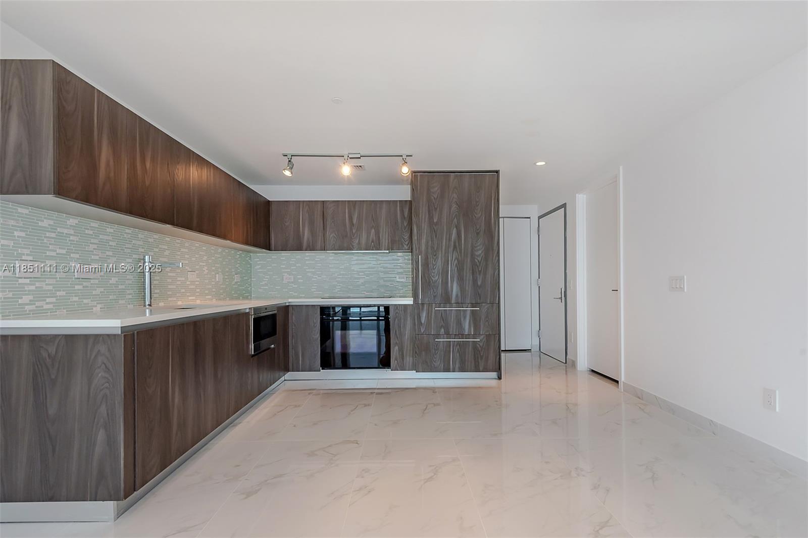3131 NE 7th Ave #2104, Miami FL 33137