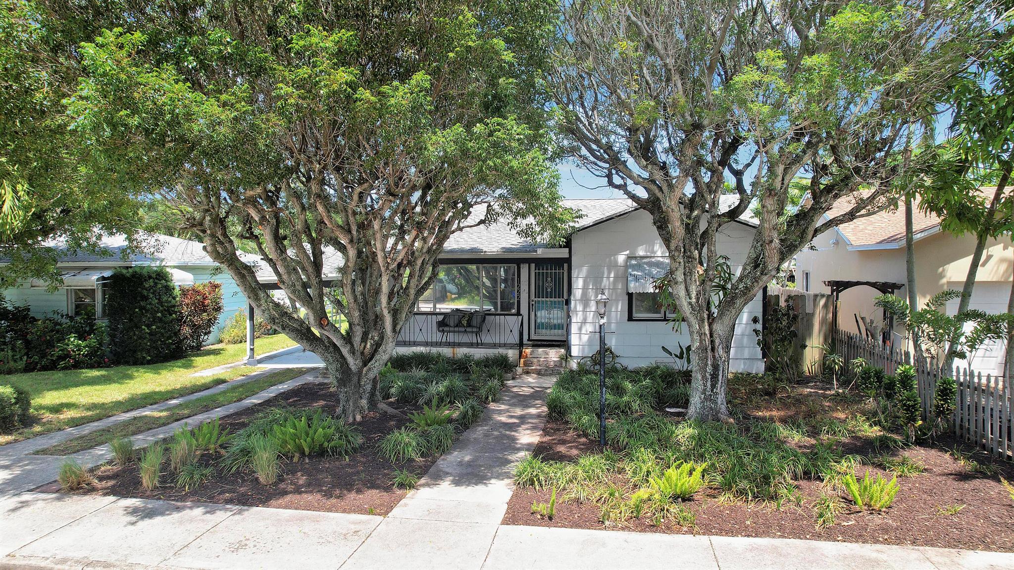 1222 N L Street Lake Worth Beach FL 33460 | R11112573