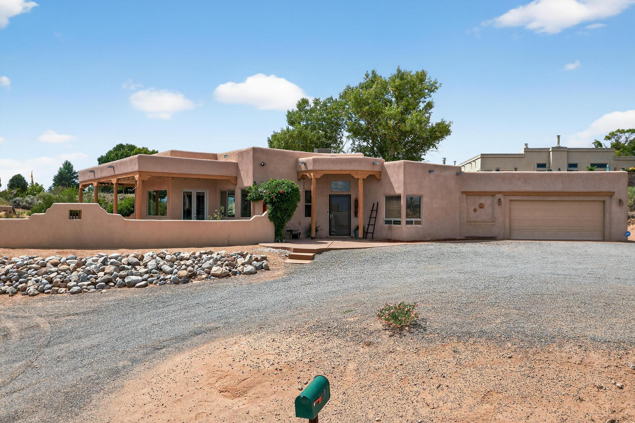 Homes for sale in Rio Rancho, NM | 5897 Rio Salado Loop Ne, Rio Rancho, NM 87144 | MLS# 1088983