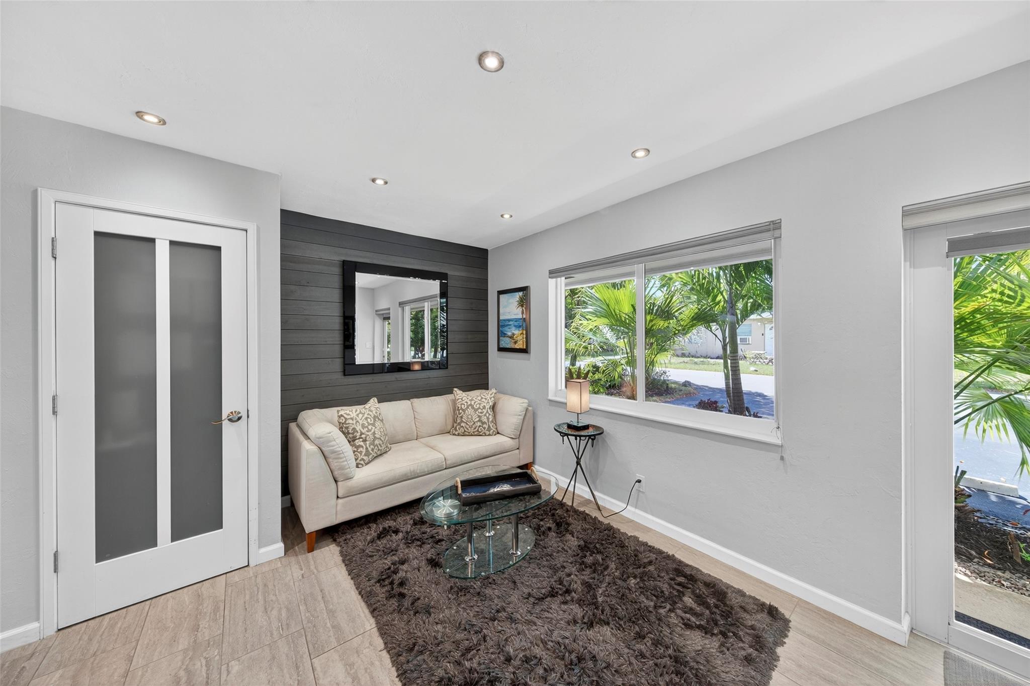 303 NE 15th Street A