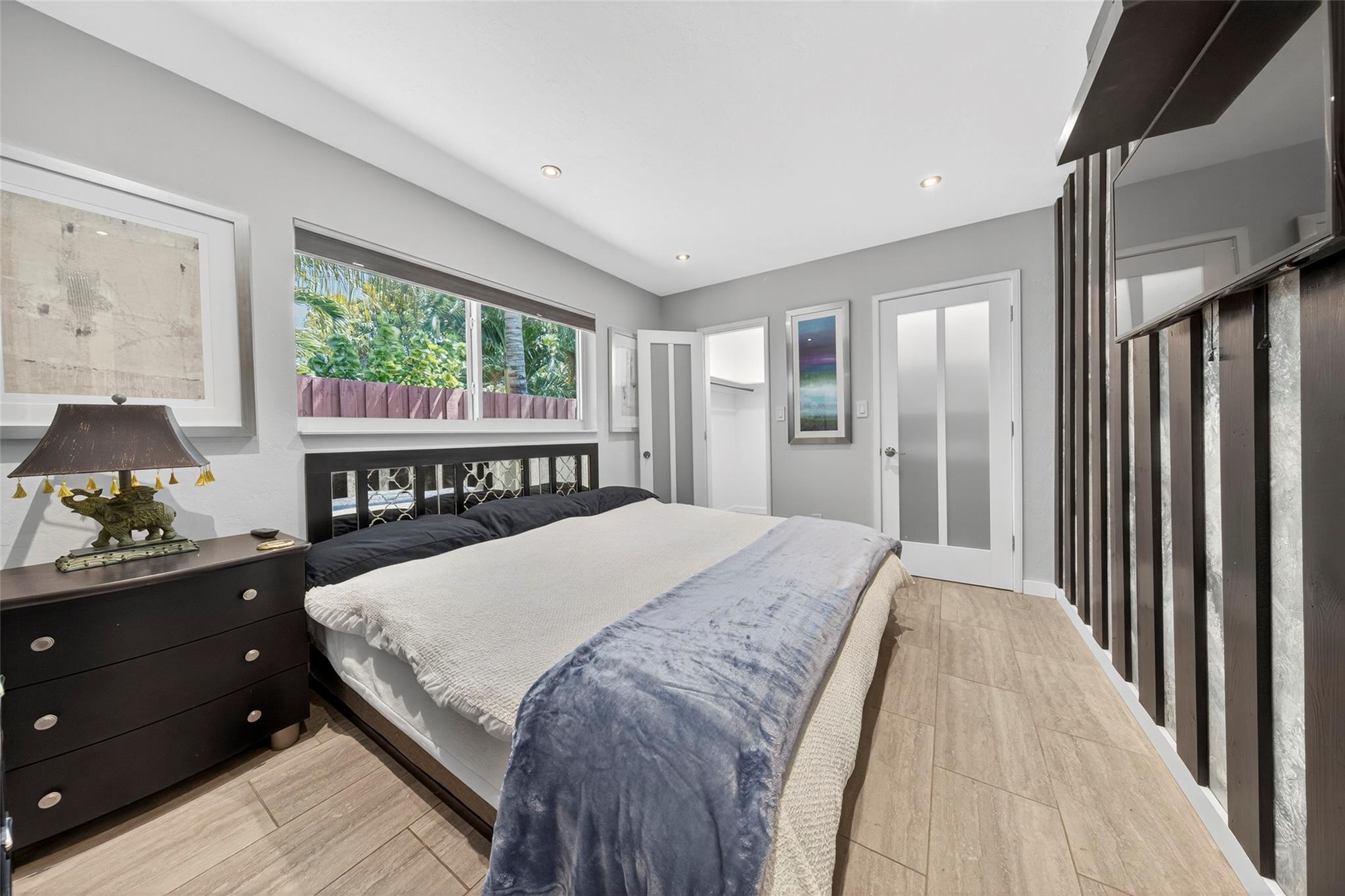 303 NE 15th Street A