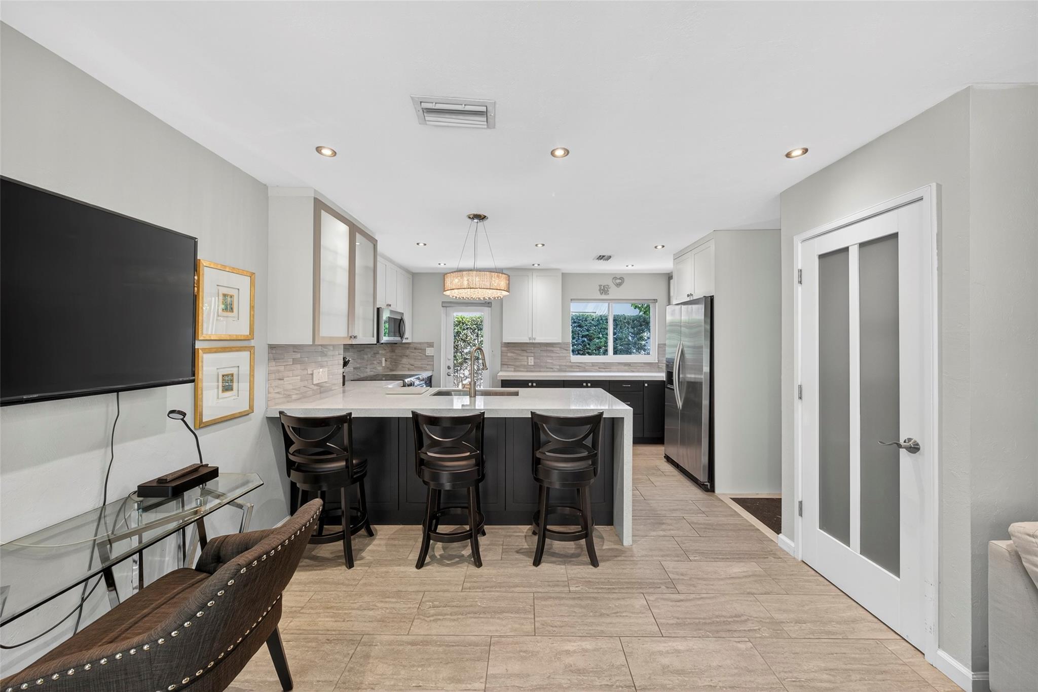 303 NE 15th Street A