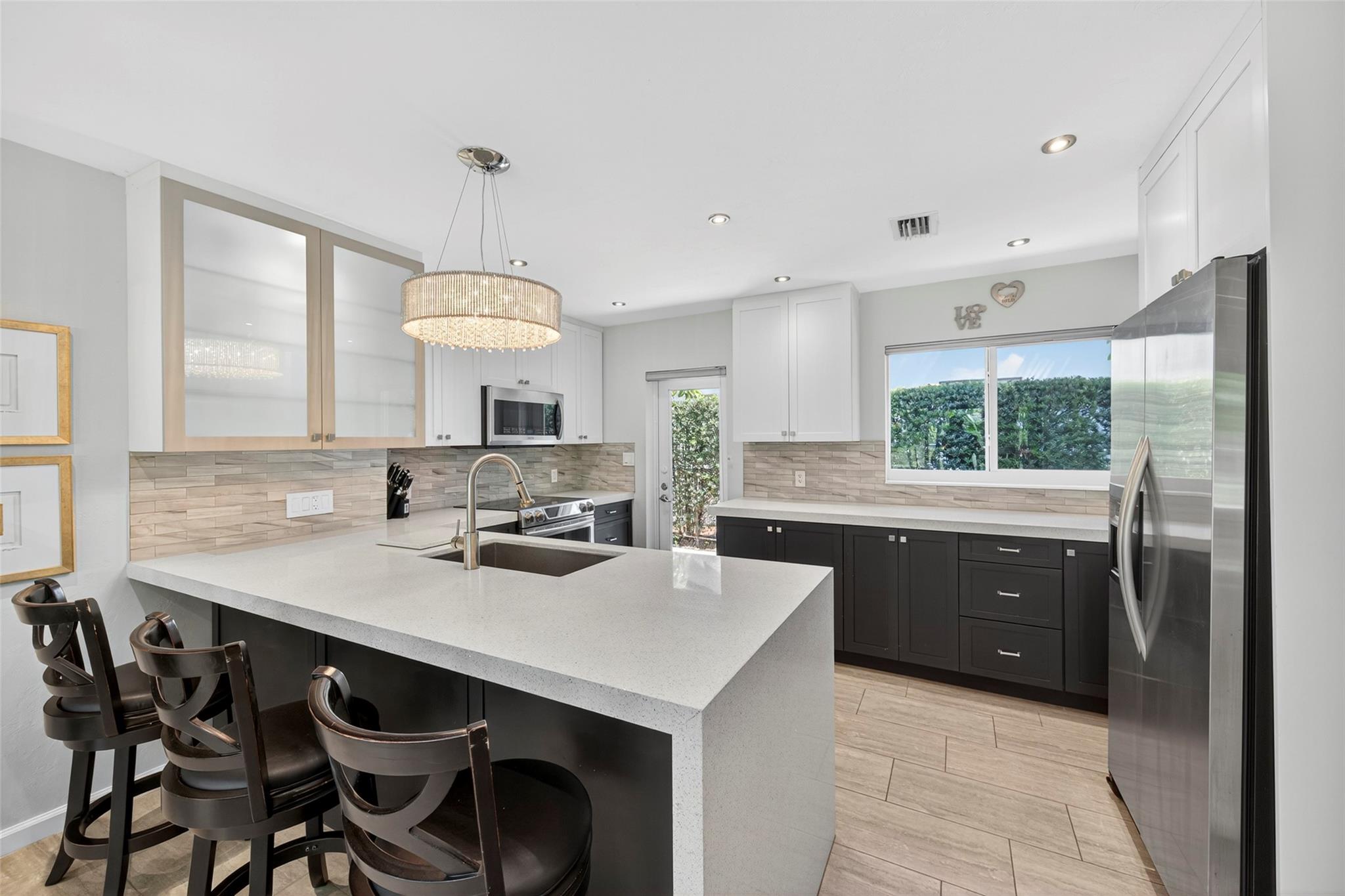 303 NE 15th Street A