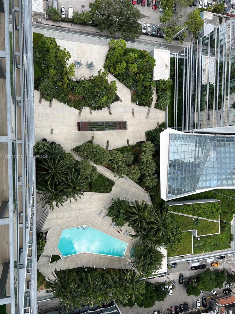 88 SW 7th St #3007, Miami FL 33130