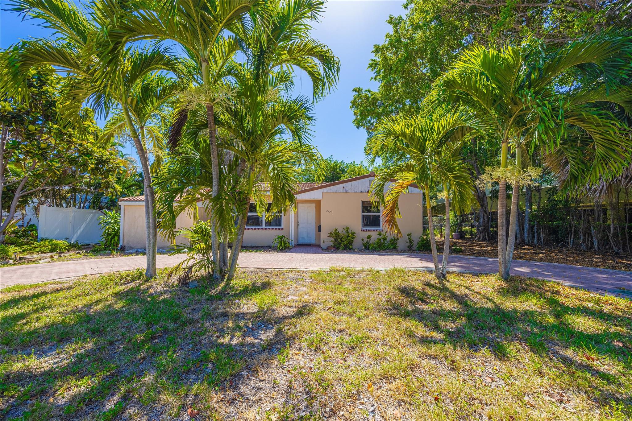 2420 Ne 7th Ave Wilton Manors FL 33305 | F10517433