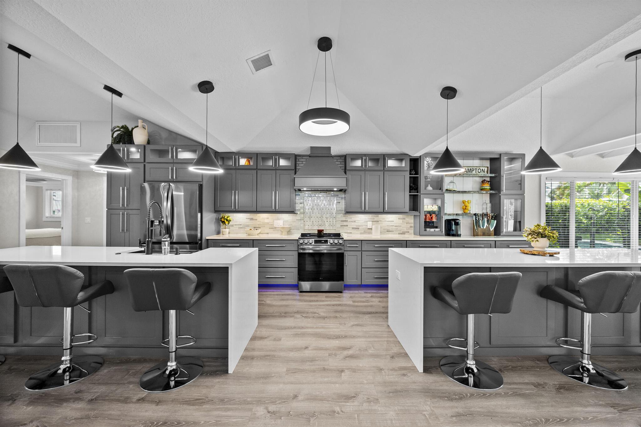 Yacht & Country Club Of S