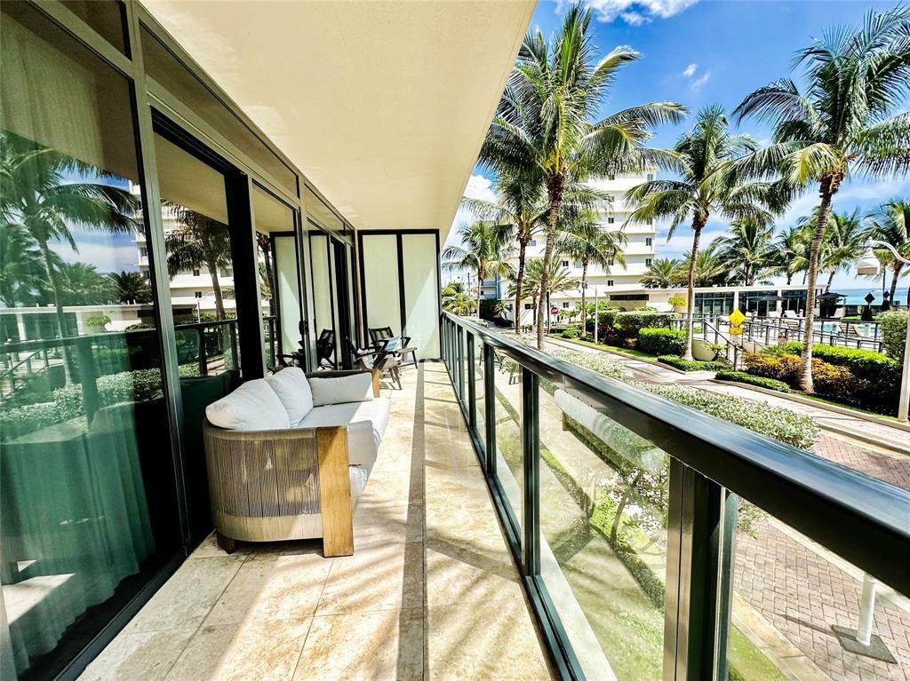 Condo for Rent in Hollywood, FL