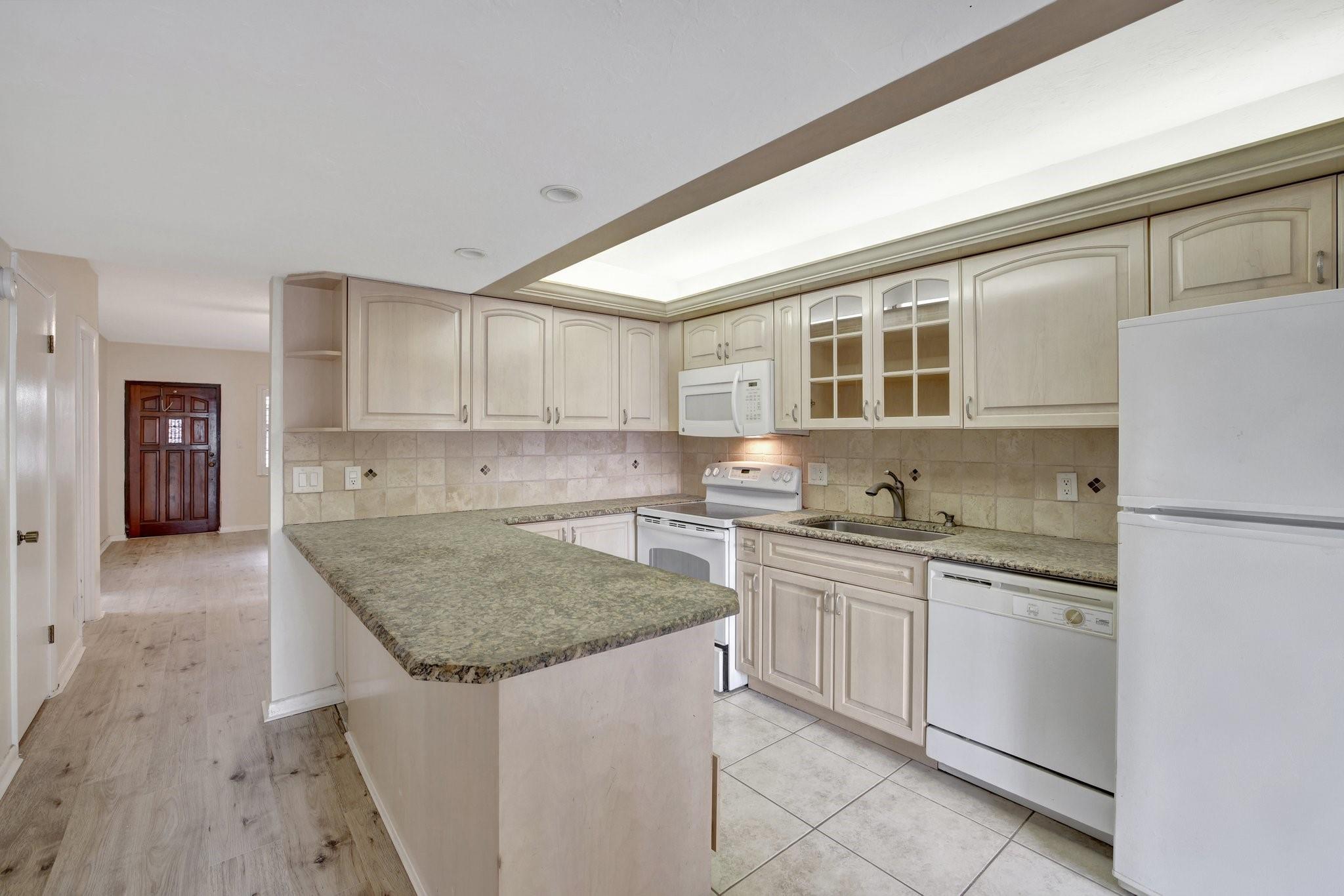 Homes for sale in Fort Lauderdale, FL | 917 Ne 16Th Ave #7, Fort Lauderdale, FL 33304 | MLS# F10518549