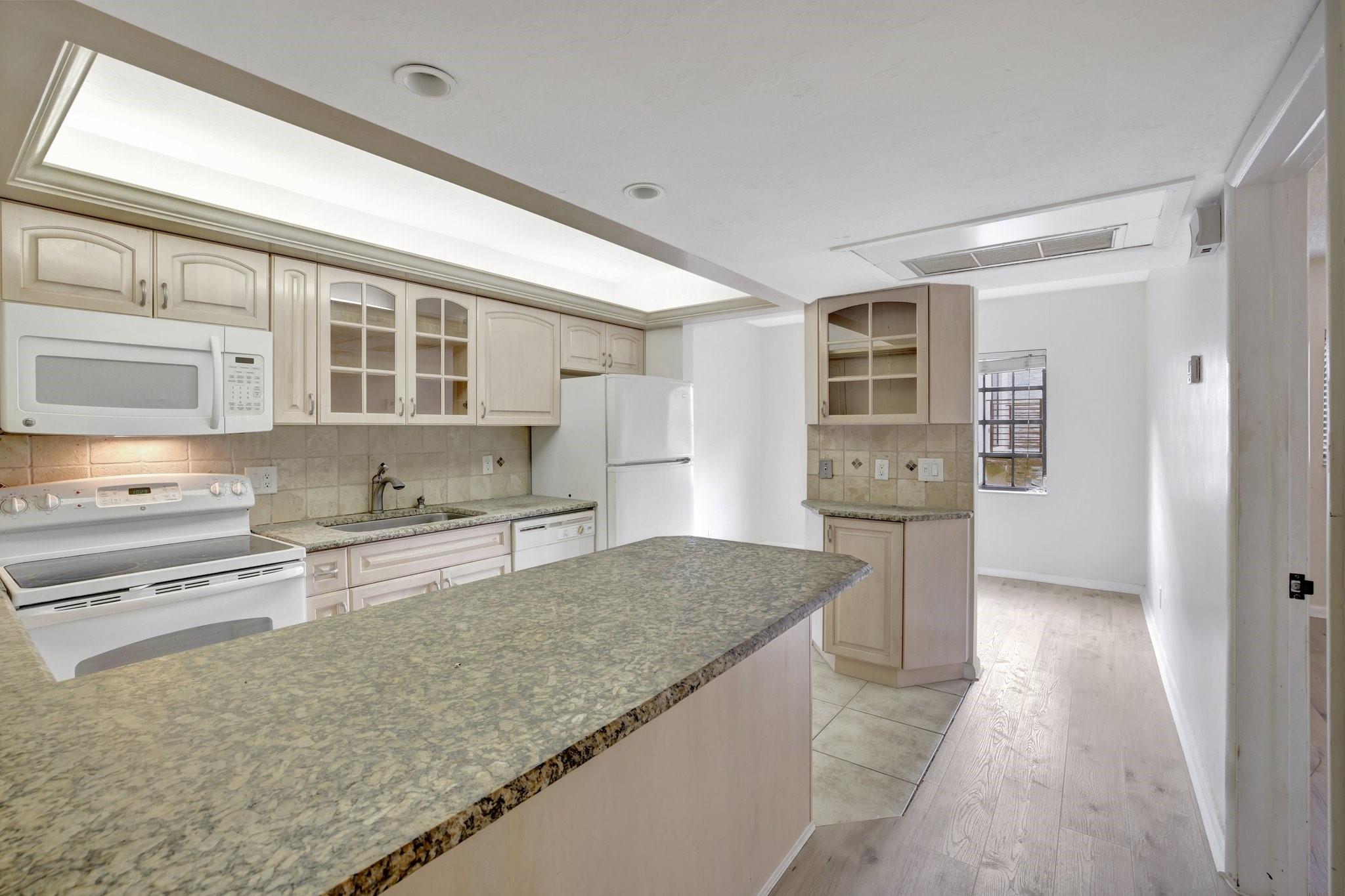 Homes for sale in Fort Lauderdale, FL | 917 Ne 16Th Ave #7, Fort Lauderdale, FL 33304 | MLS# F10518549