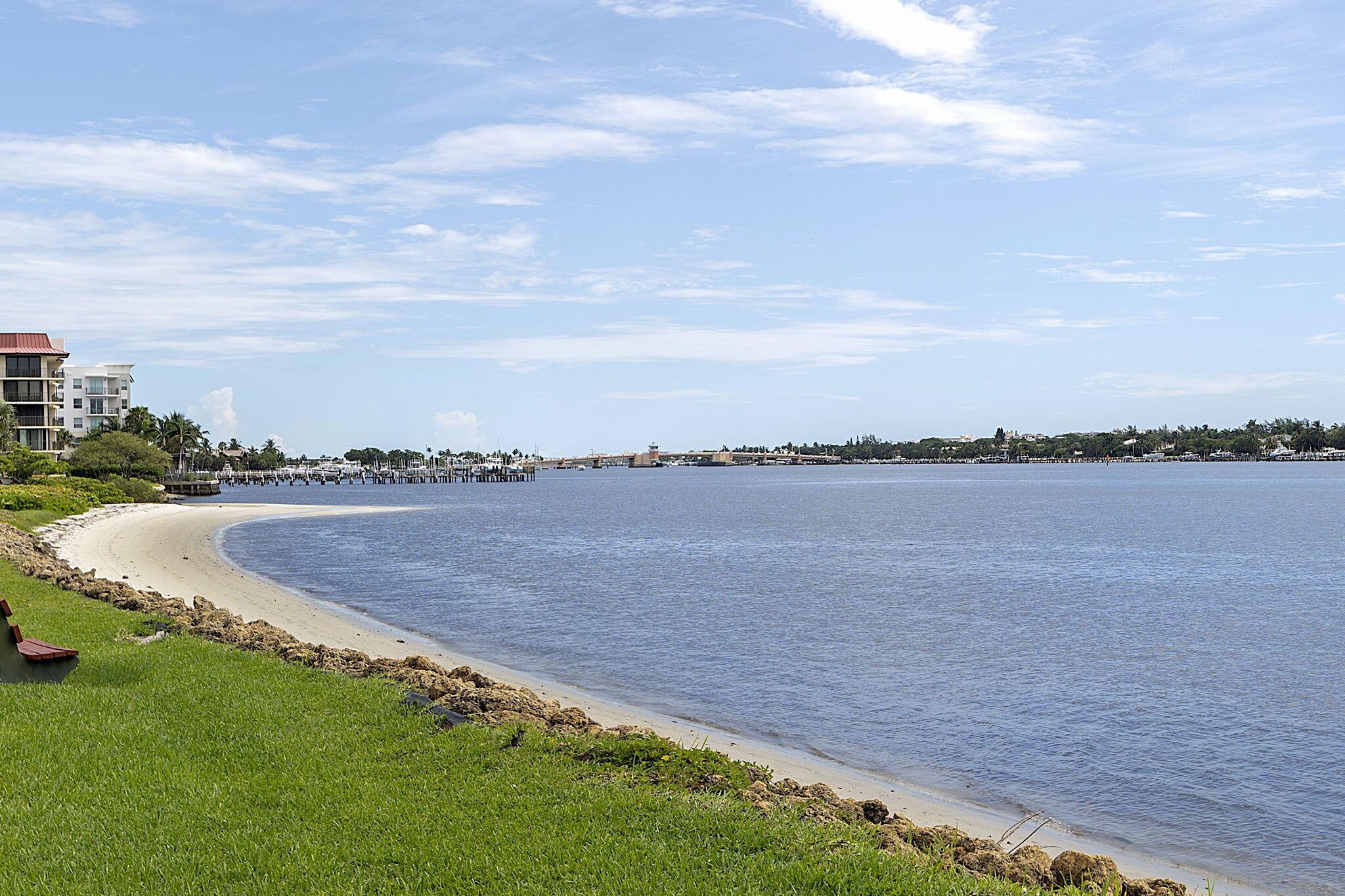 Homes for sale in Hypoluxo, FL | 110 Half Moon Circle #D1, Hypoluxo, FL 33462 | MLS# R11112685