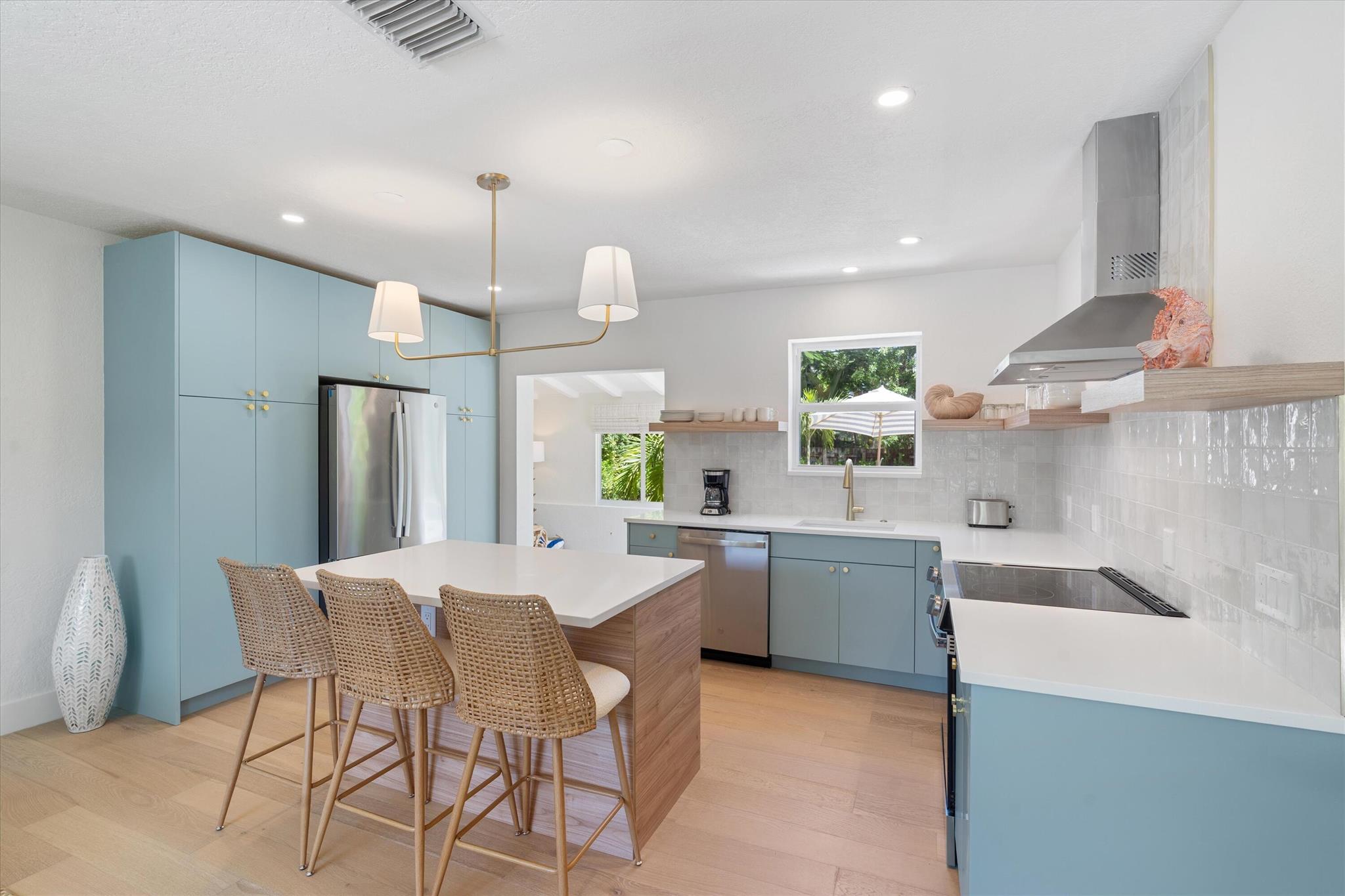 353 Gregory Road West Palm Beach FL 33405 | R11112692