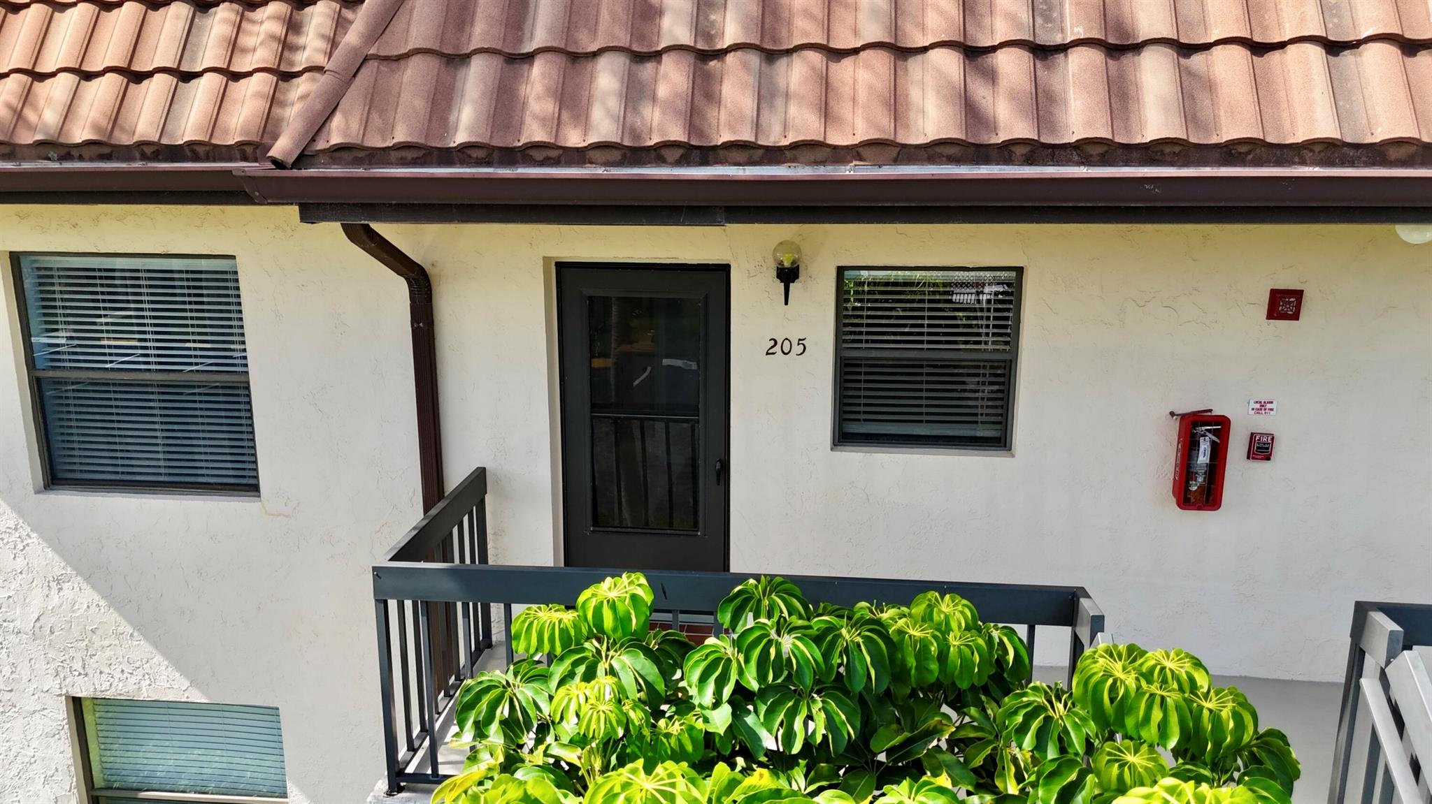 Homes for sale in Lake Worth, FL | 7214 Golf Colony Court #205, Lake Worth, FL 33467 | MLS# R11112701