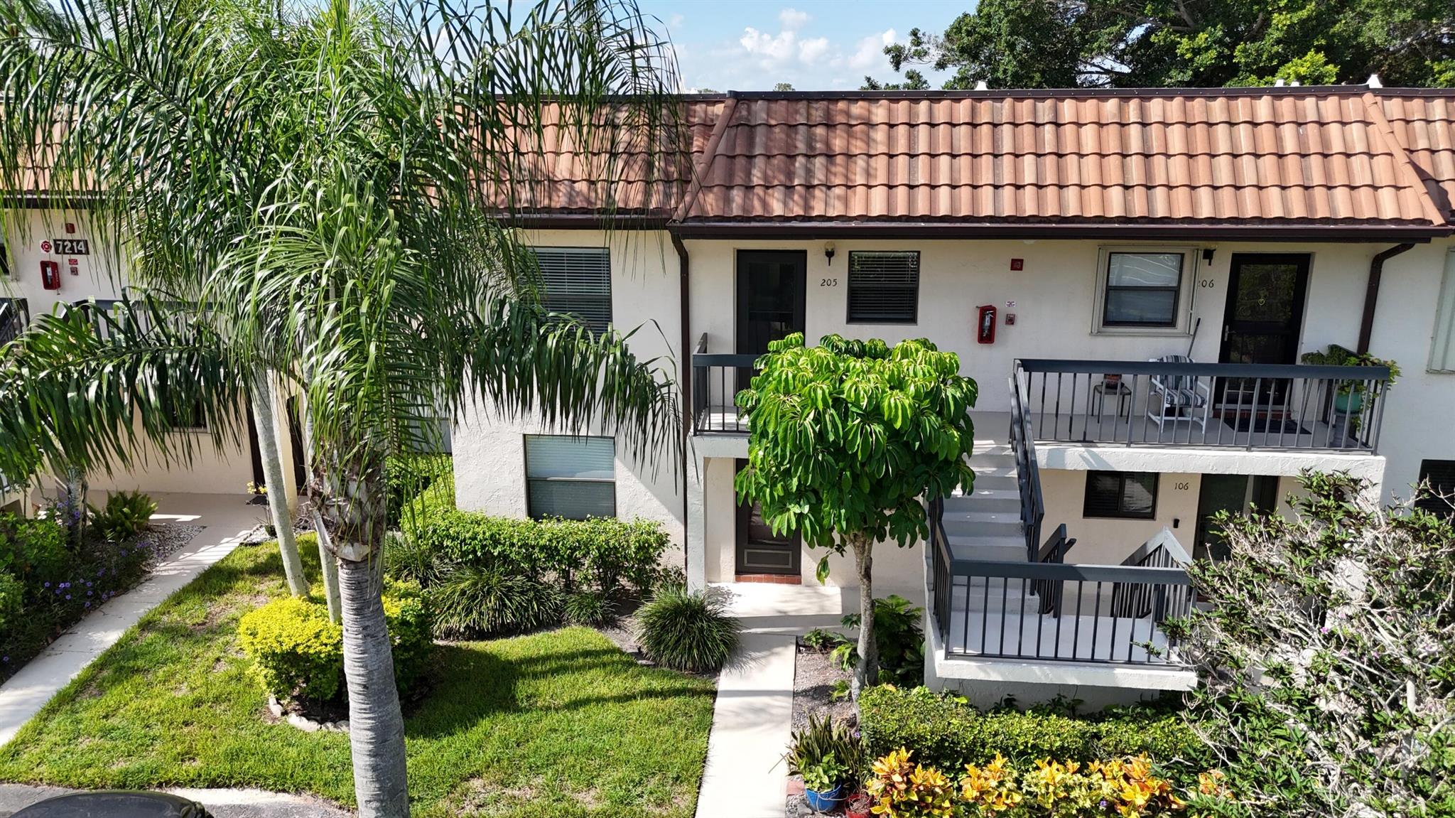 Homes for sale in Lake Worth, FL | 7214 Golf Colony Court #205, Lake Worth, FL 33467 | MLS# R11112701