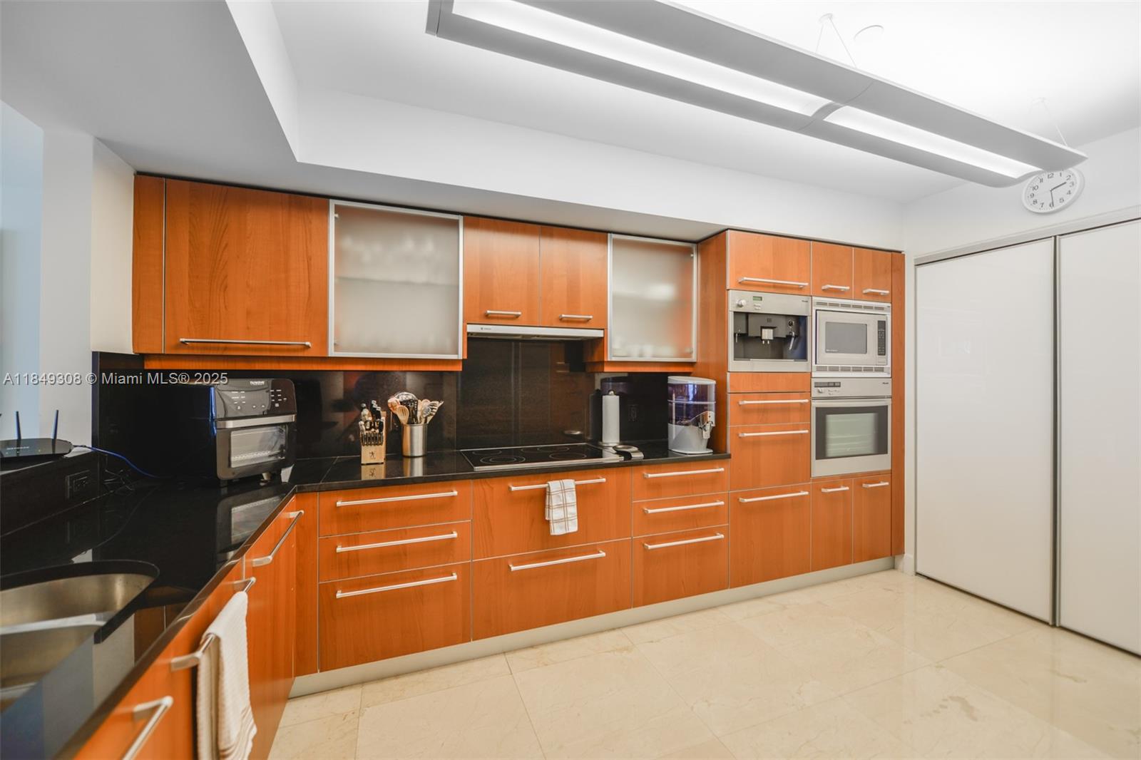 1331 Brickell Bay Dr #2403, Miami FL 33131
