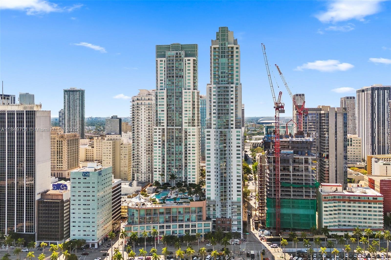 244 Biscayne Blvd #1808, Miami FL 33132