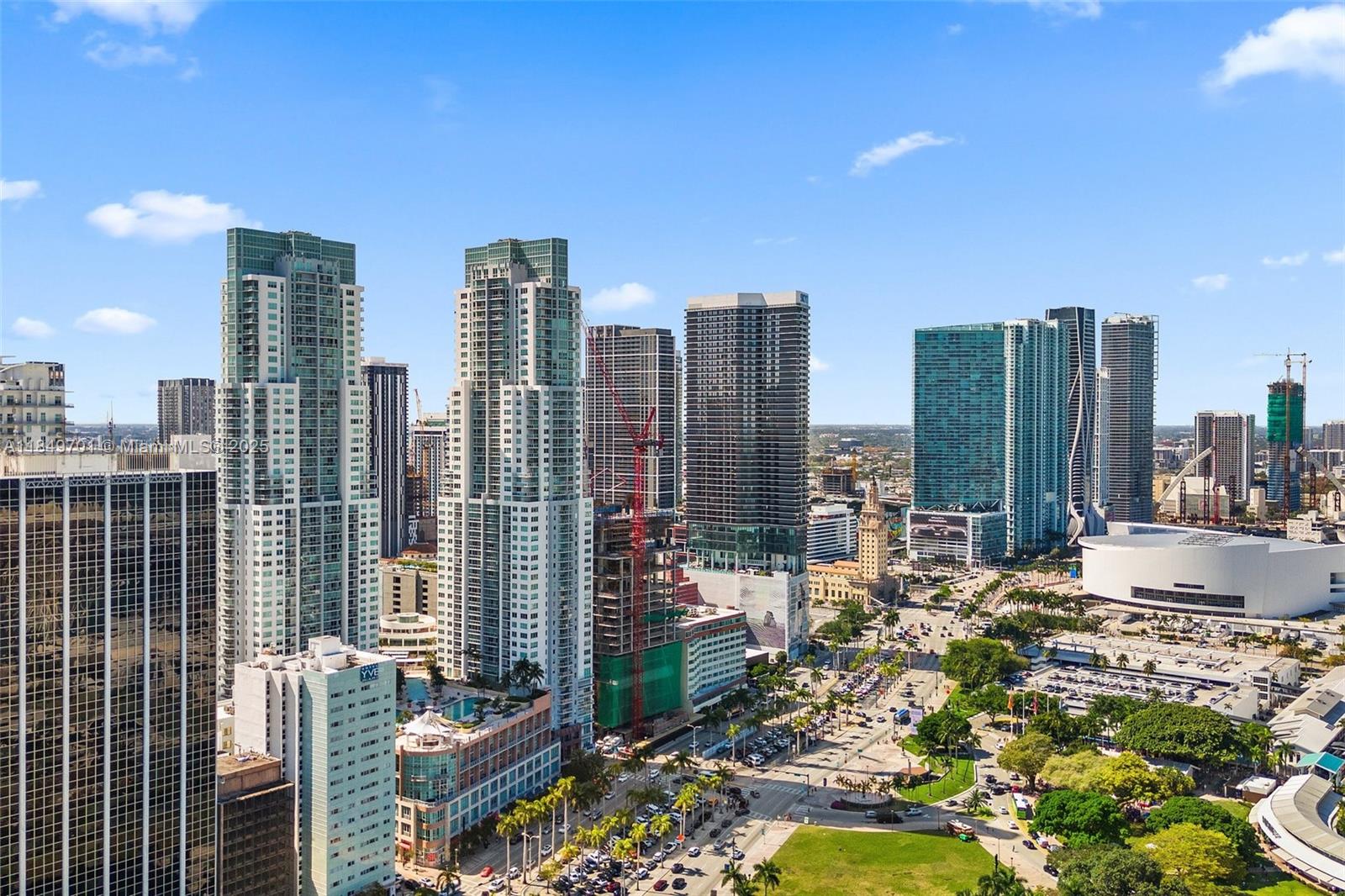 244 Biscayne Blvd #1808, Miami FL 33132