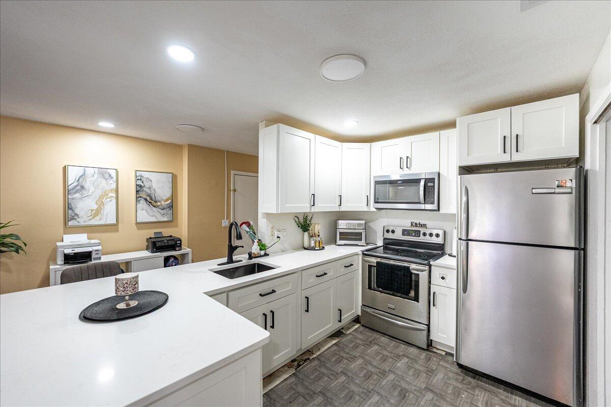 Homes for sale in Fort Pierce, FL | 2050 Oleander Boulevard #8202, Fort Pierce, FL 34950 | MLS# R11112730