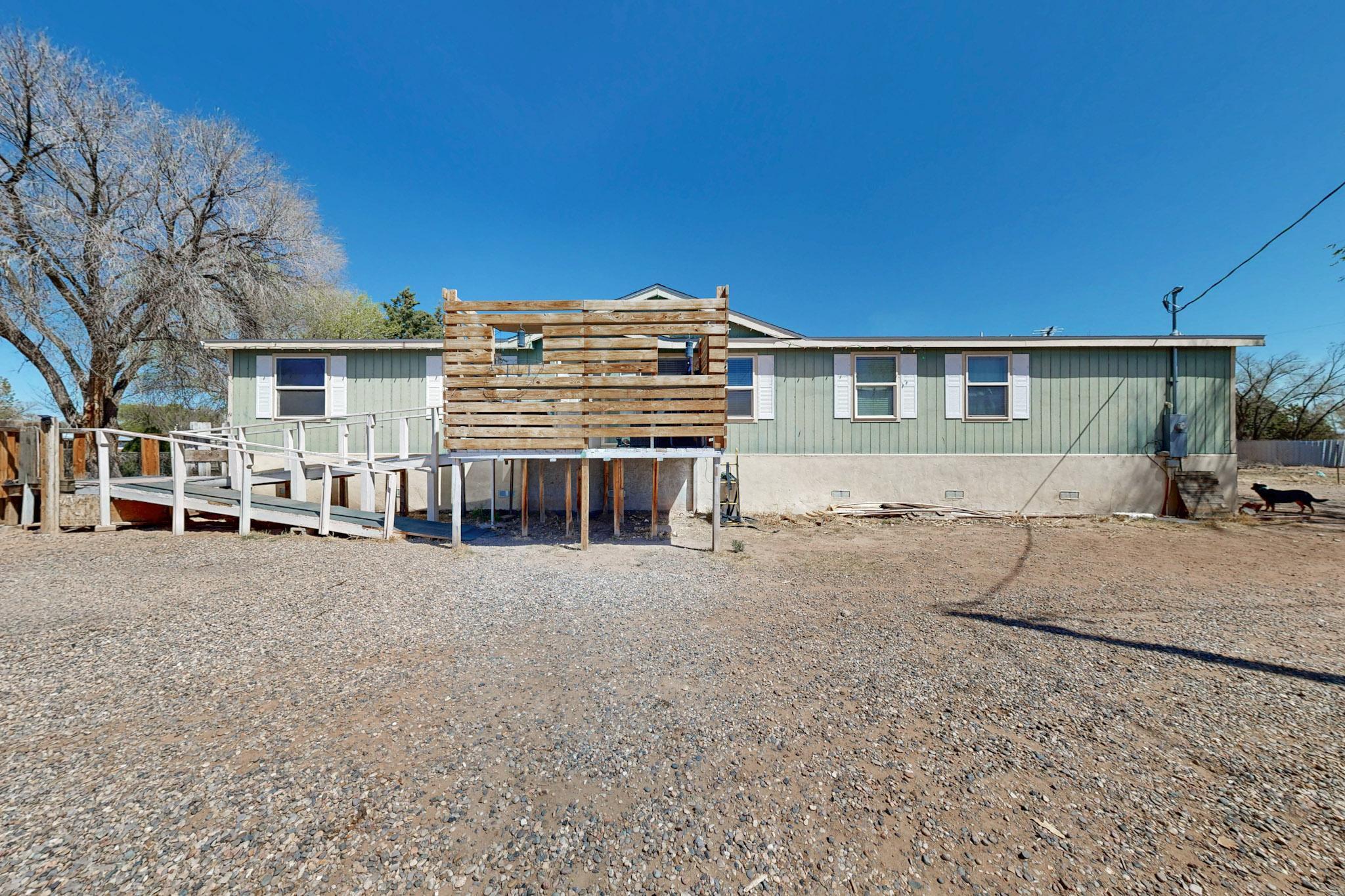 Homes for sale in Bosque Farms, NM | 2640 Park Ln Dr, Bosque Farms, NM 87068 | MLS# 1089022