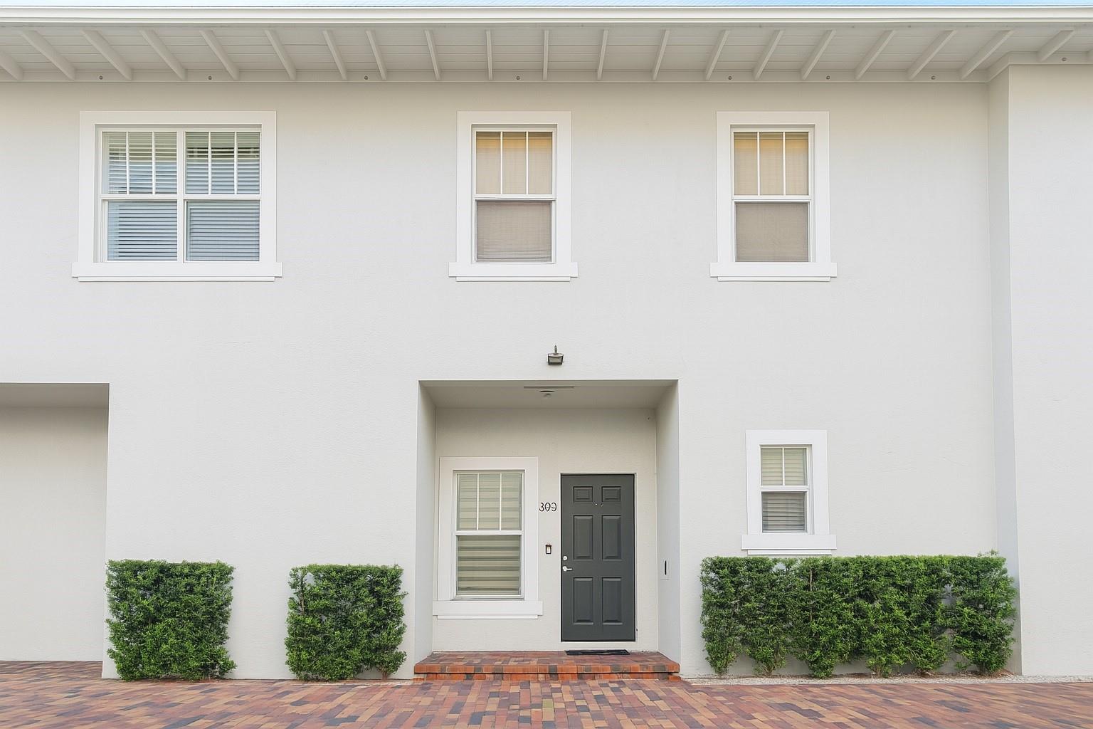 303 SE 22 Street 303