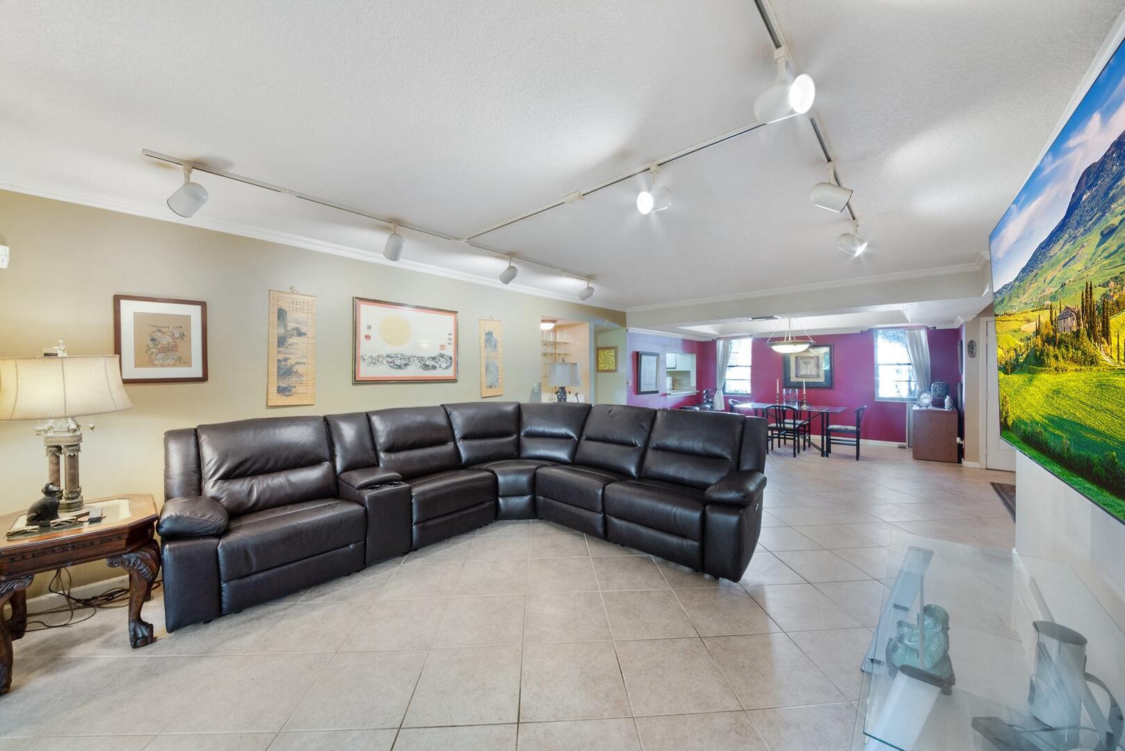 Homes for sale in Wellington, FL | 12524 Shoreline Dr #101, Wellington, FL 33414 | MLS# R11112790