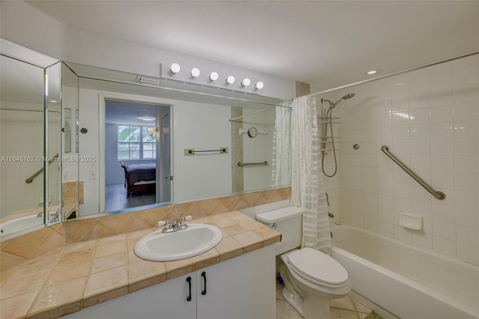 19877 E Country Club Dr #3407, Aventura FL 33180