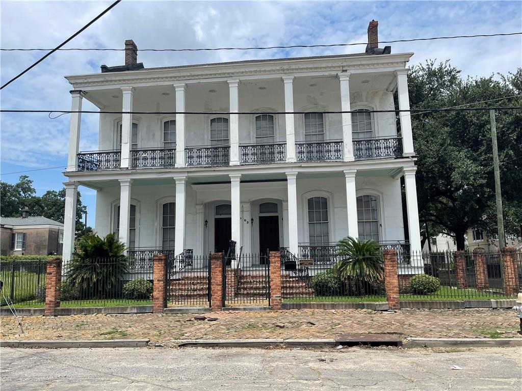 Photo of 2003 05 CARONDELET Street, New Orleans, LA 70130