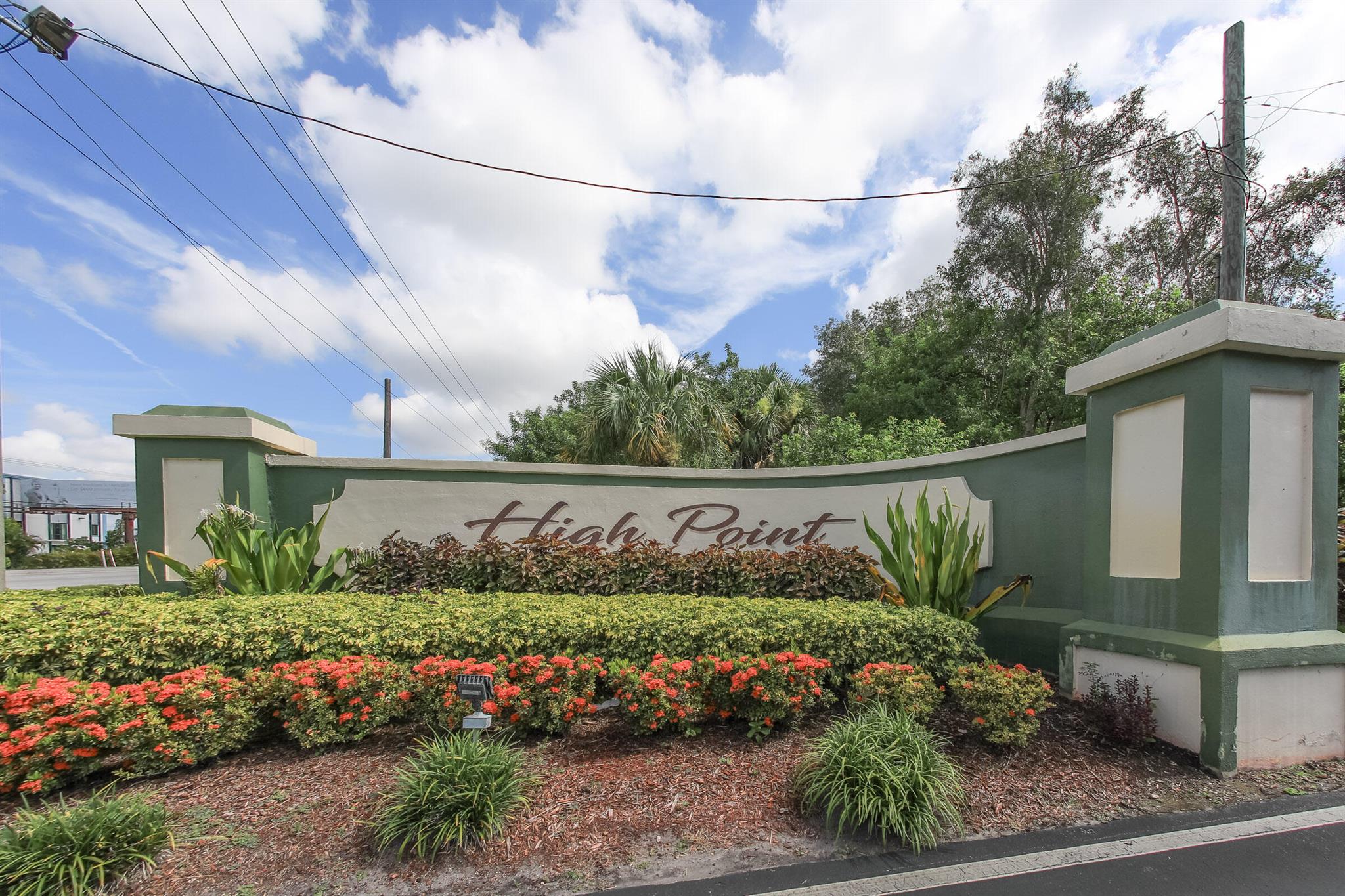 Homes for sale in Fort Pierce, FL | 112 Lakes End Dr #B, Fort Pierce, FL 34982 | MLS# R11112882