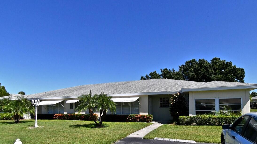 Homes for sale in Fort Pierce, FL | 112 Lakes End Dr #B, Fort Pierce, FL 34982 | MLS# R11112882