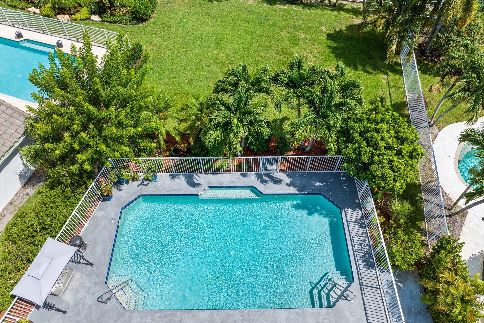 Homes for sale in Greenacres, FL | 2532 Egret Lake Dr, Greenacres, FL 33413 | MLS# R11112894