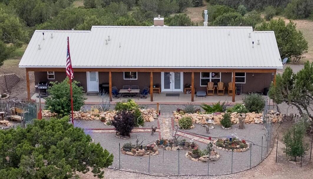 Homes for sale in Corona, NM | 110 Appaloosa Trl, Corona, NM 88318 | MLS# 1089041