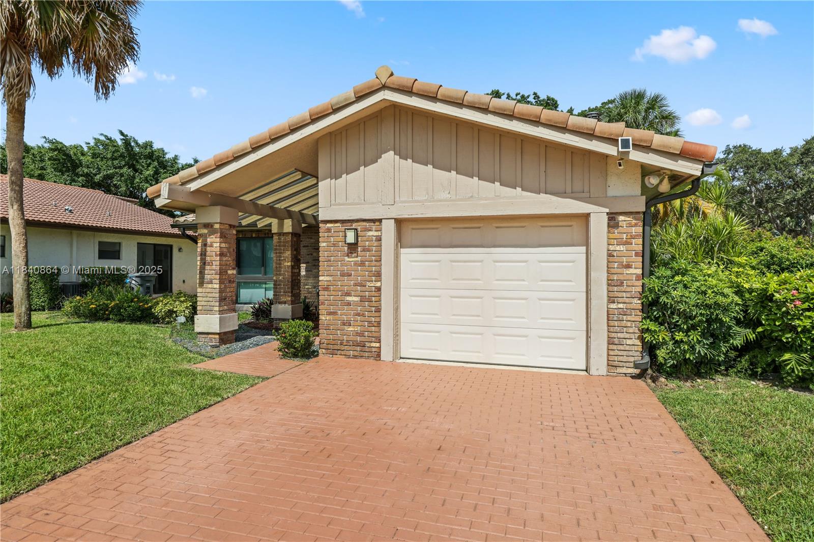 19654 Back Nine Dr, Boca Raton FL 33498