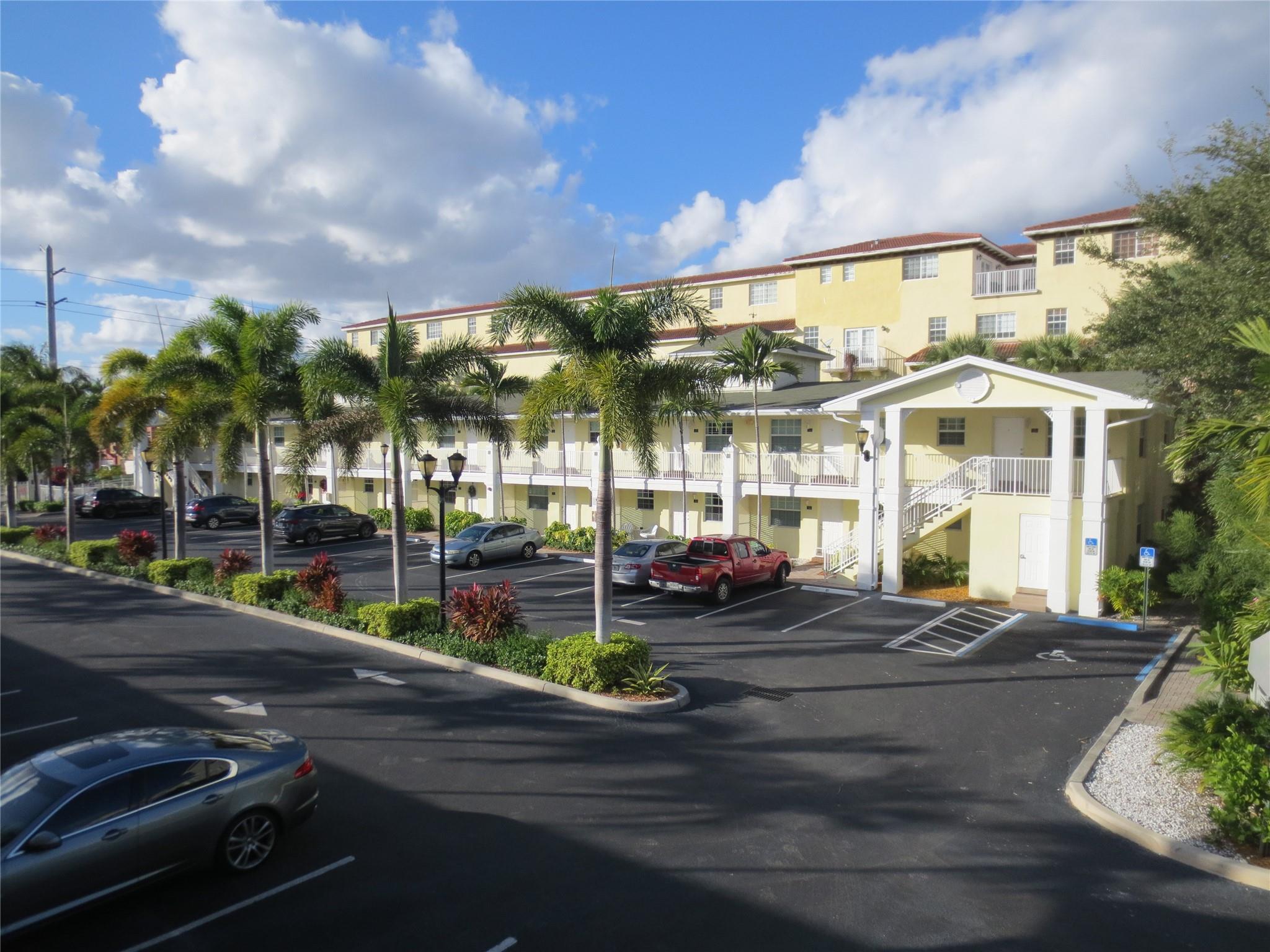 Homes for sale in Wilton Manors, FL | 2660 Ne 8th Ave #105, Wilton Manors, FL 33334 | MLS# F10518777