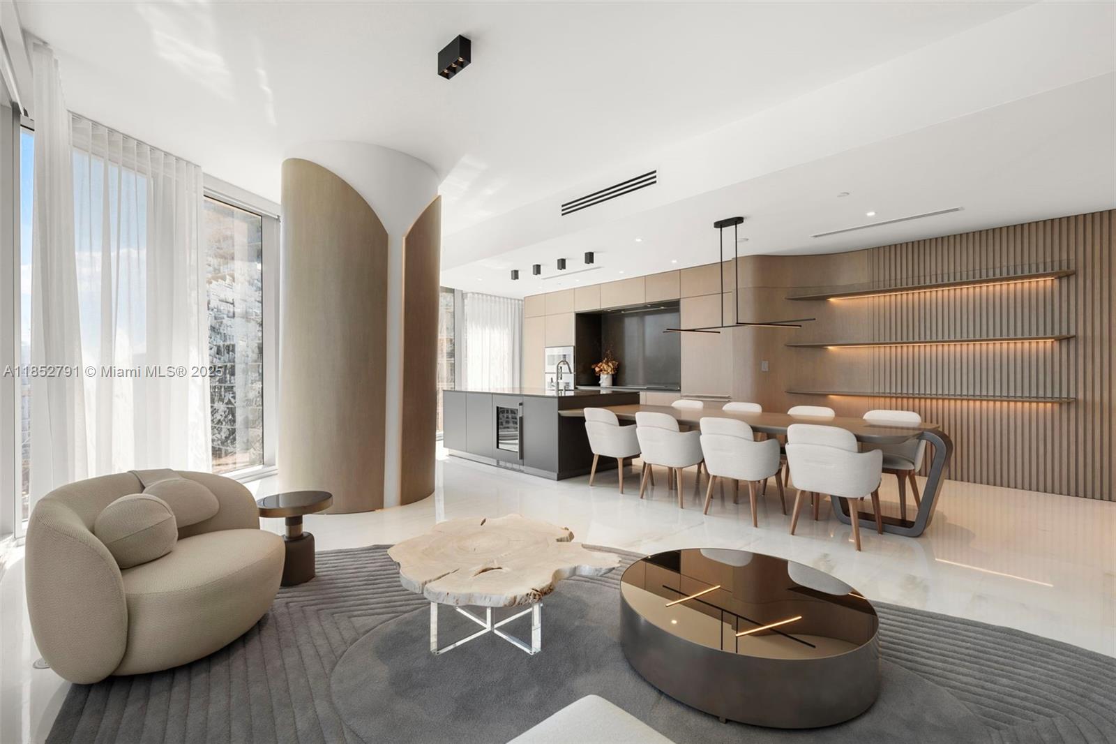 Apartamento à Venda em Miami, FL