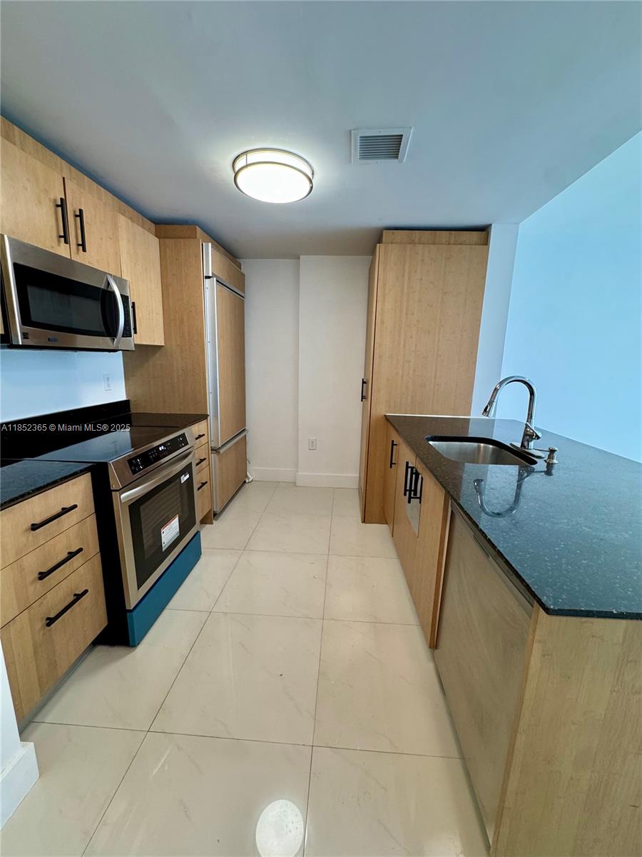 Apartamento à Venda em Bal Harbour, FL