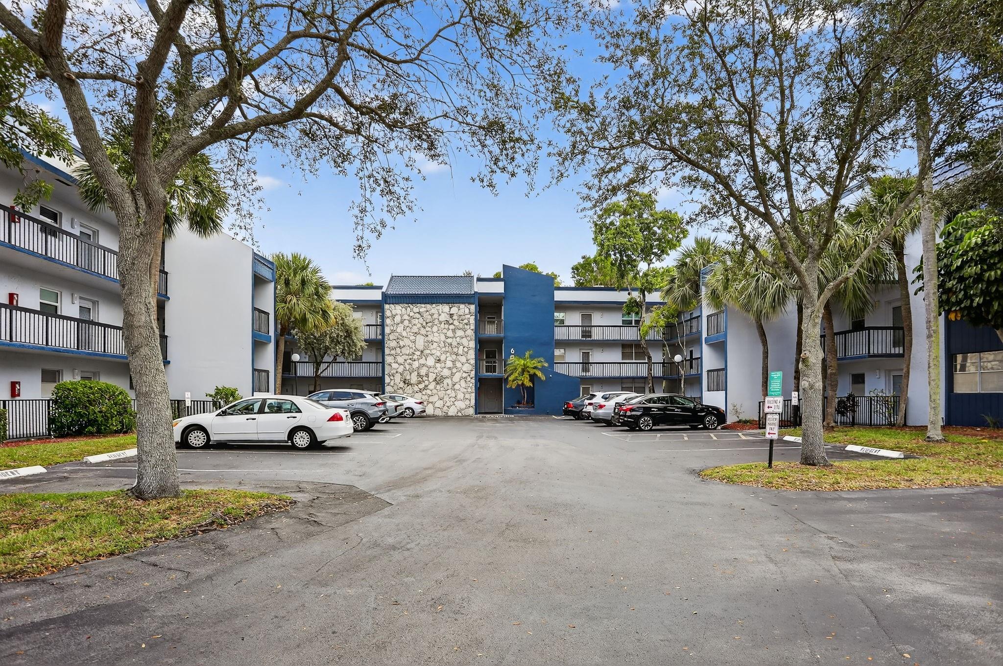 Homes for sale in Pompano Beach, FL | 3170 Holiday Springs Blvd #205, Pompano Beach, FL 33063 | MLS# F10518355