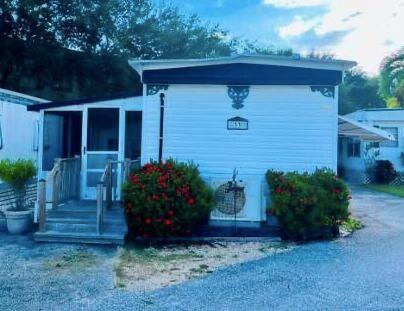 Homes for sale in Hypoluxo, FL | 33 E Easy Street E, Hypoluxo, FL 33462 | MLS# R11113052