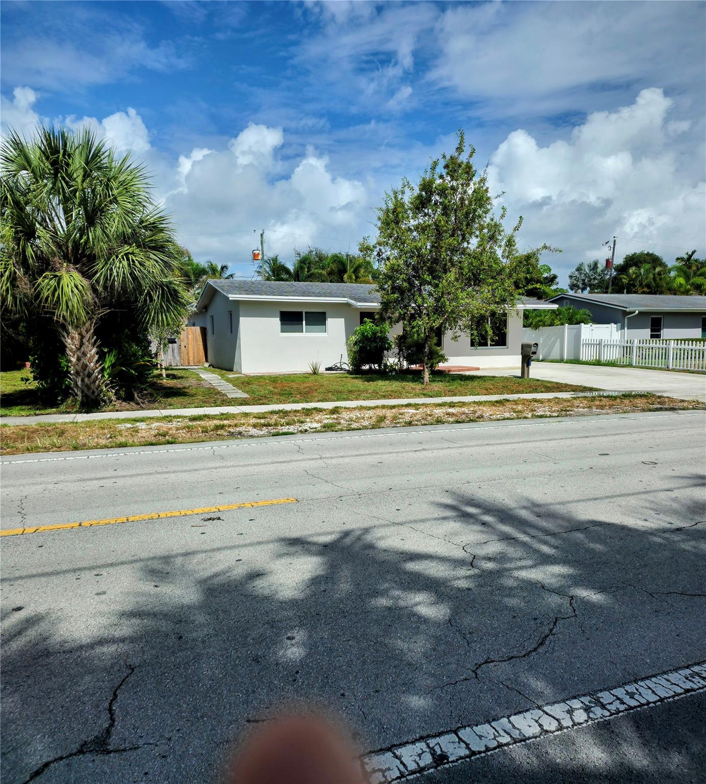 Homes for sale in Wilton Manors, FL | 2733 Ne 6Th Ave, Wilton Manors, FL 33334 | MLS# F10518831