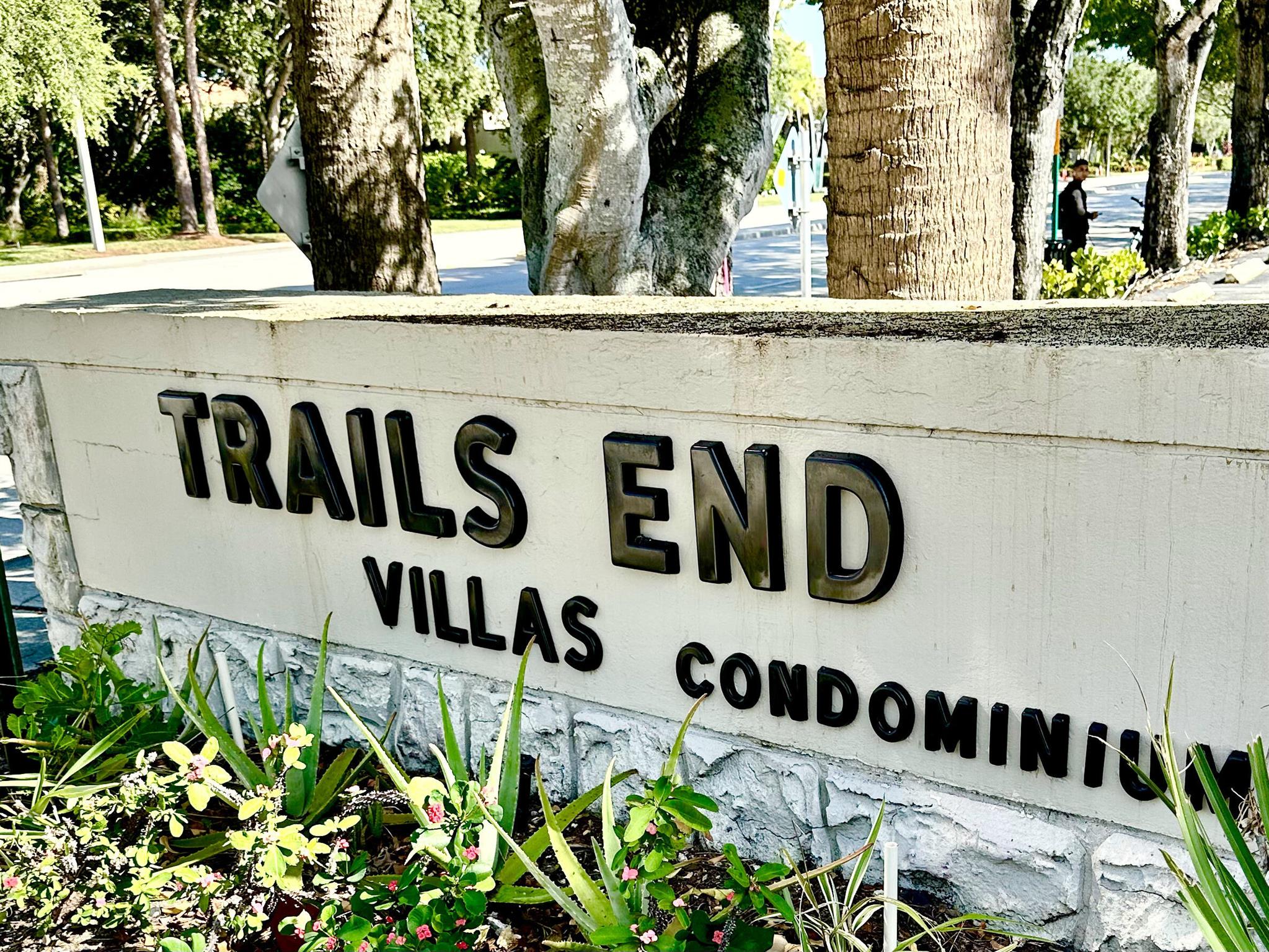 Trails End Villas Inc Con