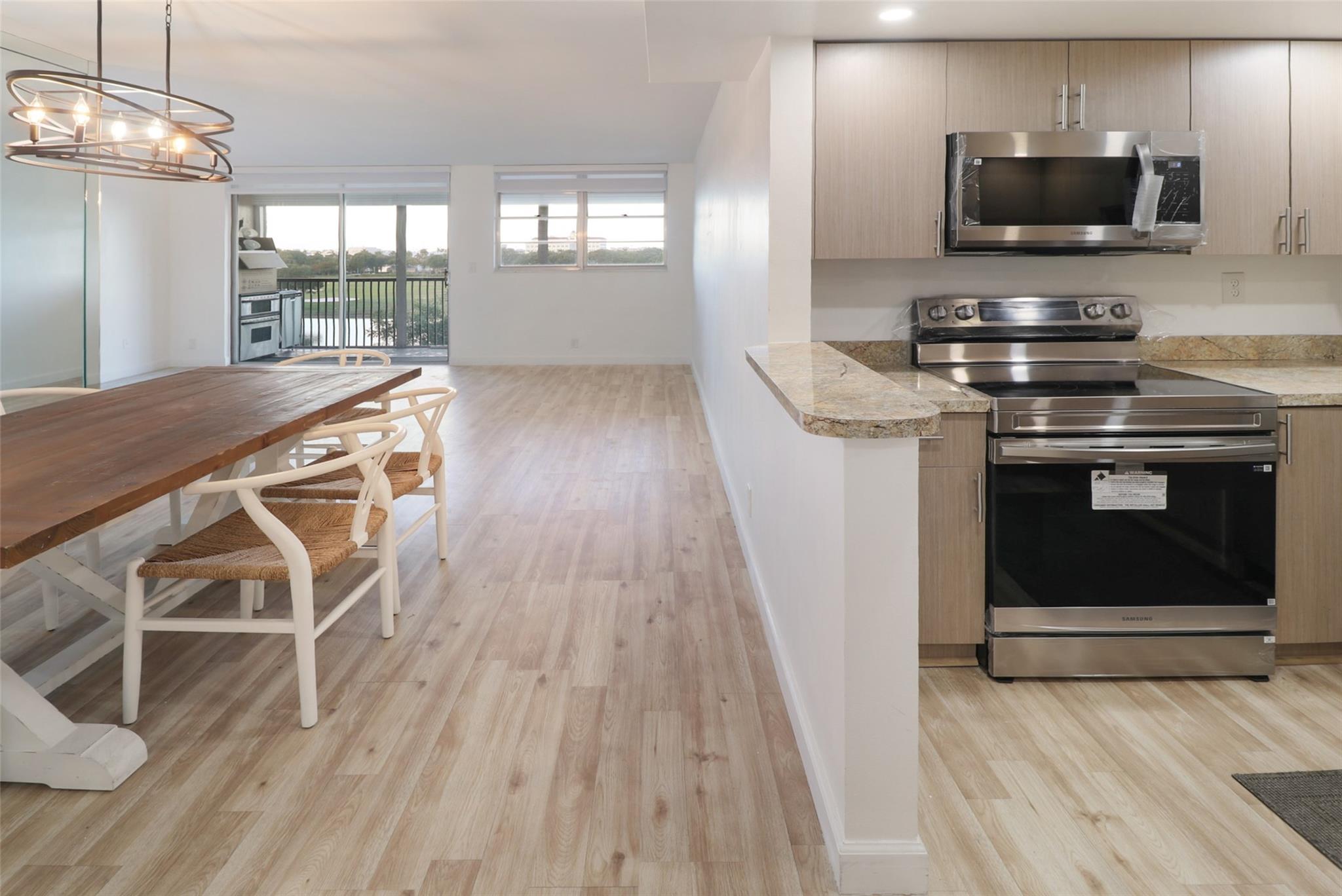 Homes for sale in Davie, FL | 3300 W Rolling Hills Cir #503, Davie, FL 33328 | MLS# F10518808