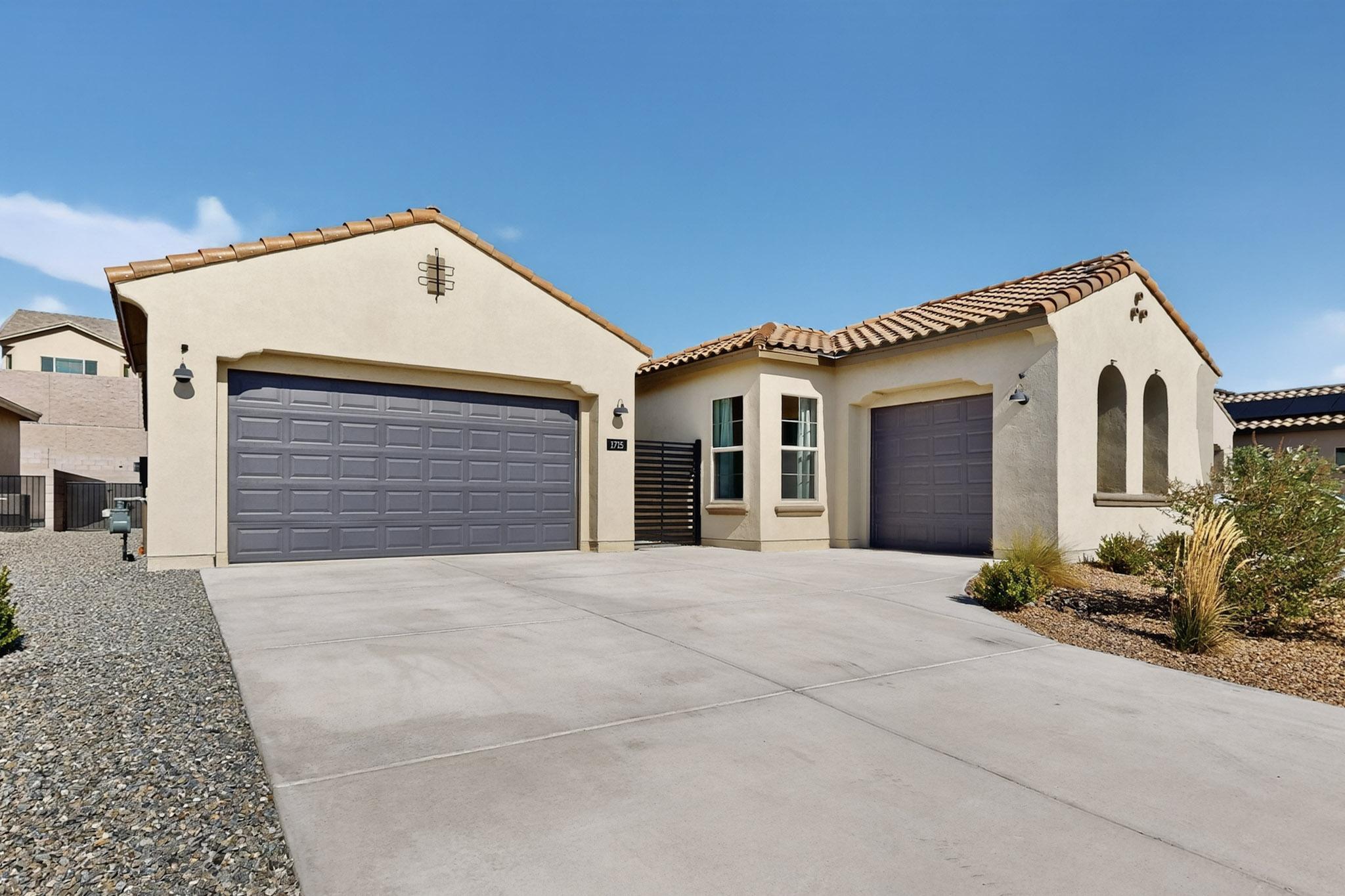 1715 Deer Valley Trail, Albuquerque NM 87120