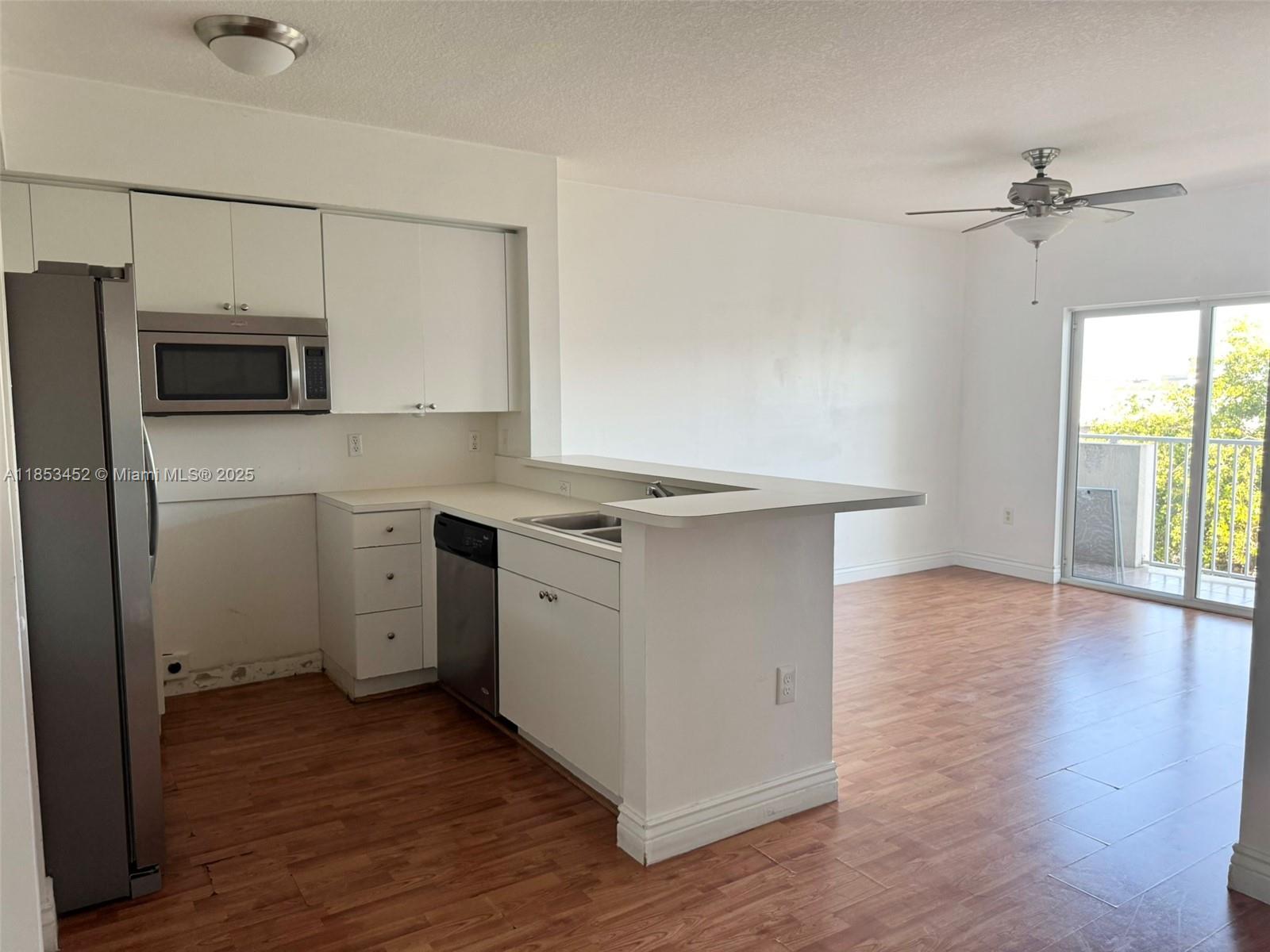 Paradise Pointe Condo