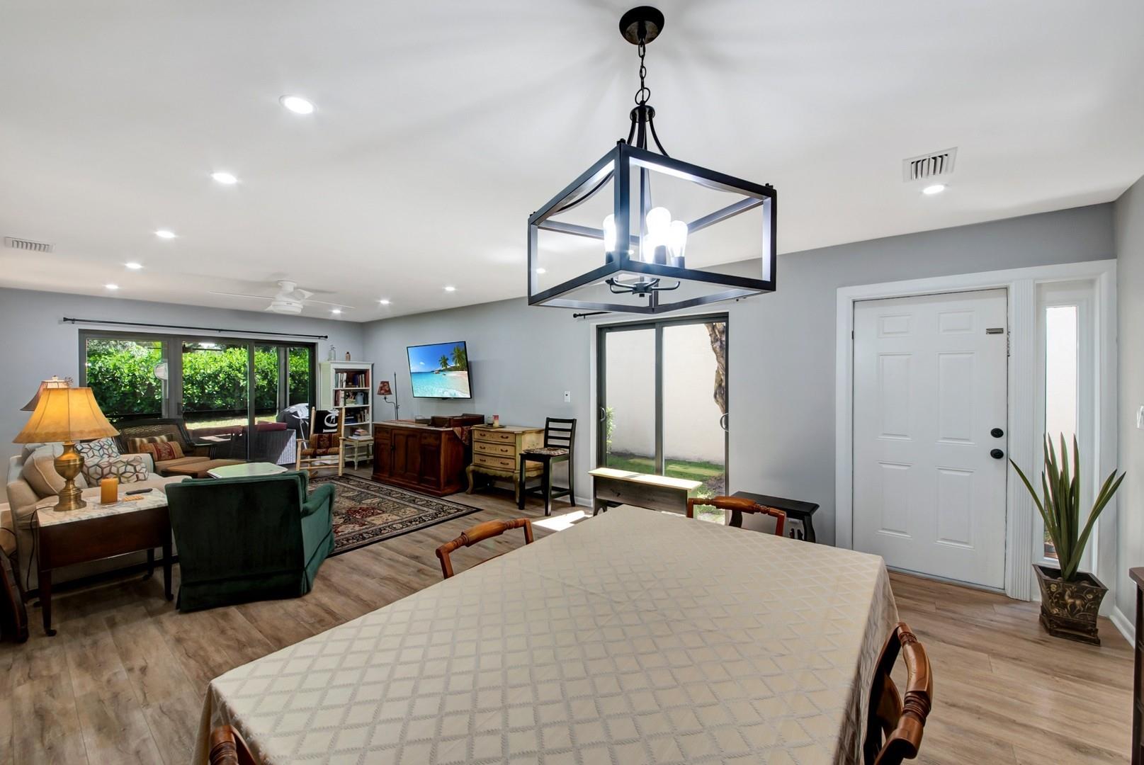 Homes for sale in Coconut Creek, FL | 4425 Cordia Cir, Coconut Creek, FL 33066 | MLS# F10518933