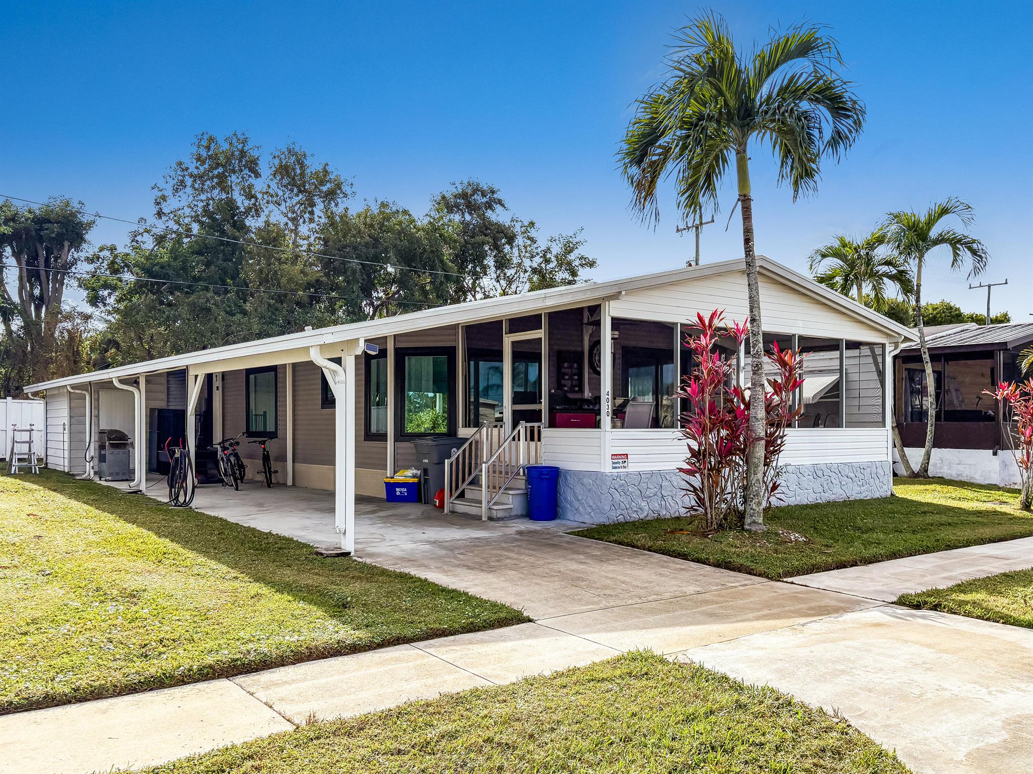 Tropical Breeze Estates