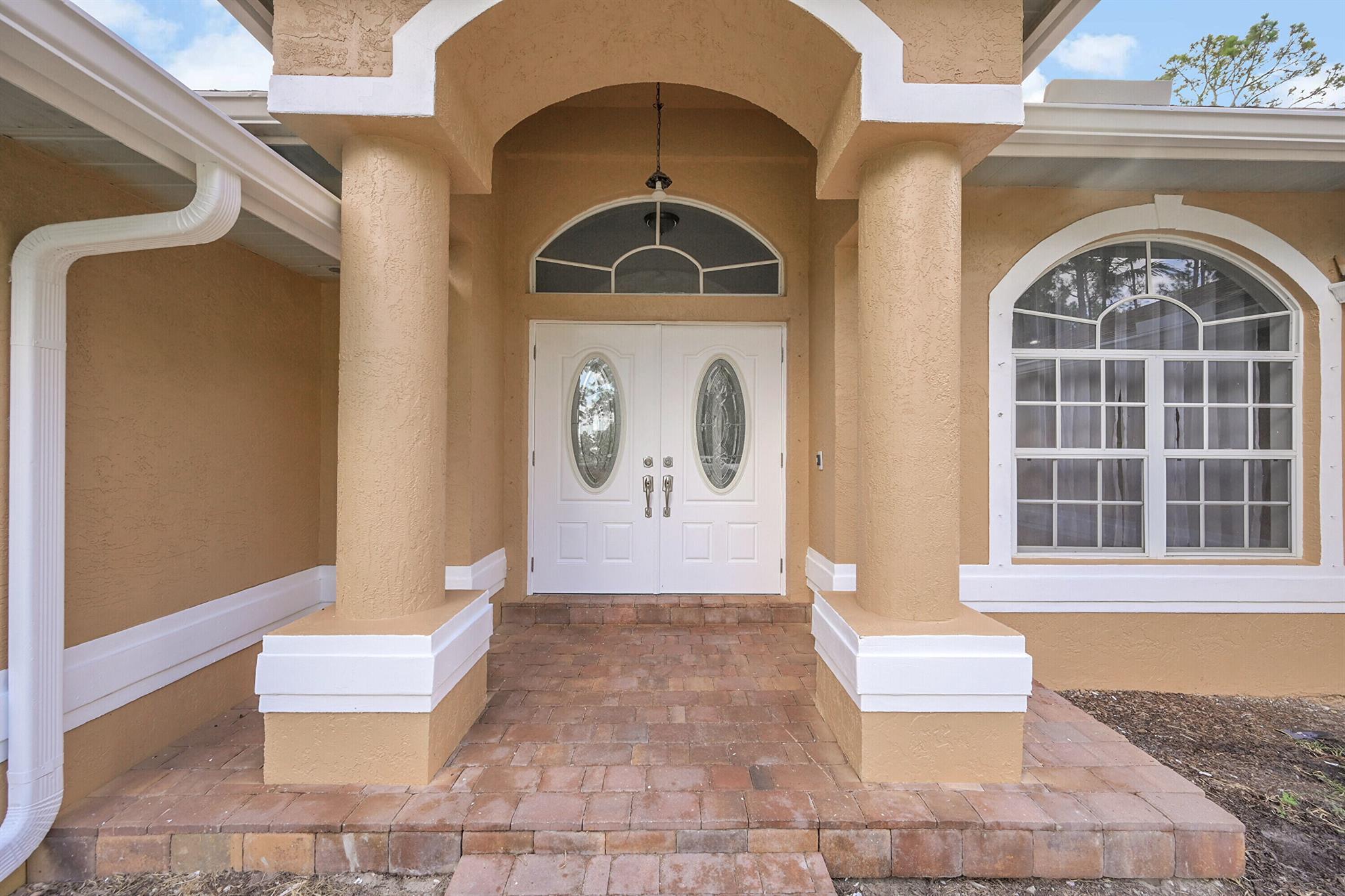 Homes for sale in Loxahatchee, FL | 2376 Fawn Dr, Loxahatchee, FL 33470 | MLS# R11113315