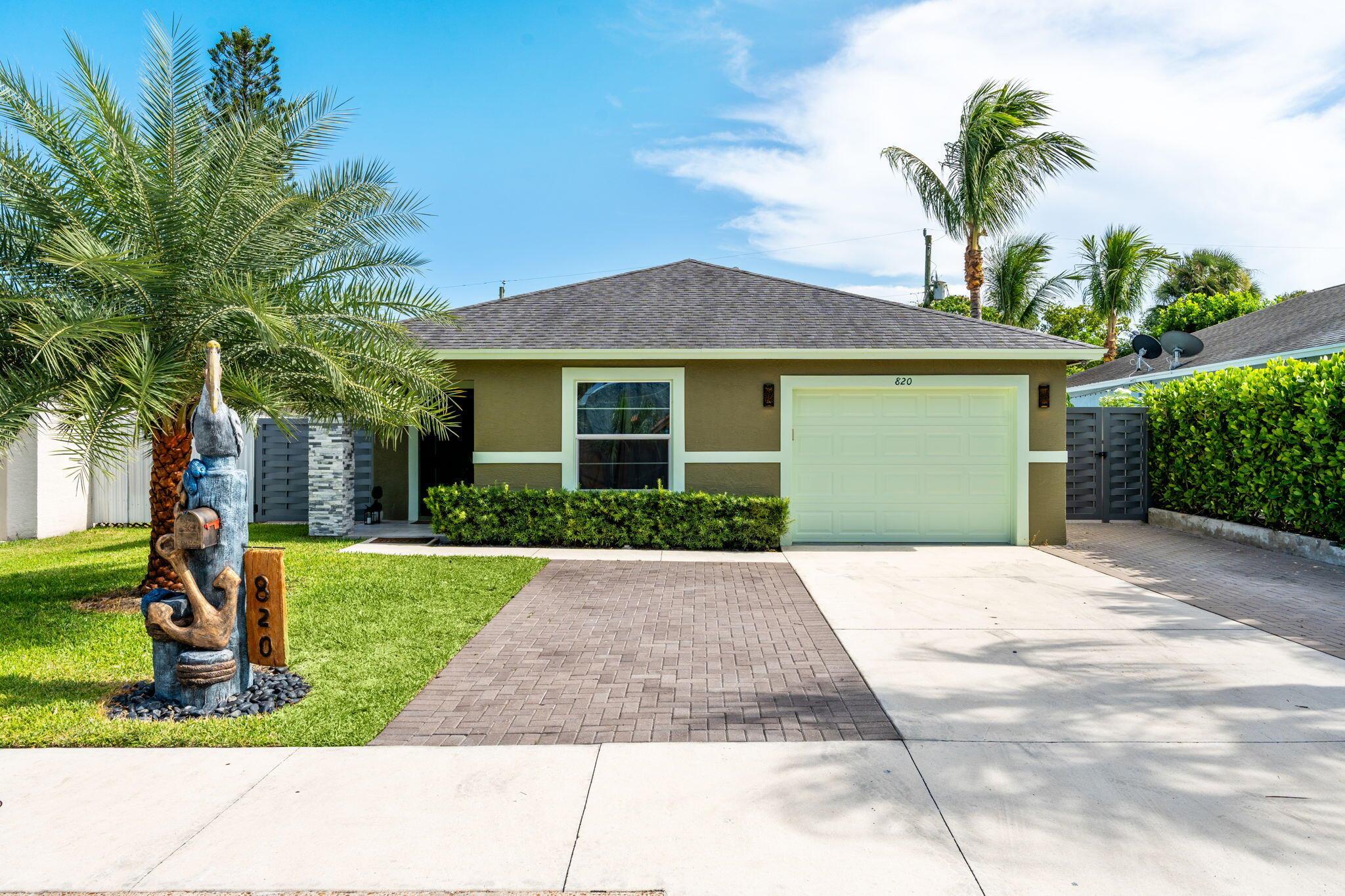 820 Selkirk Street West Palm Beach FL 33405 | R11113379