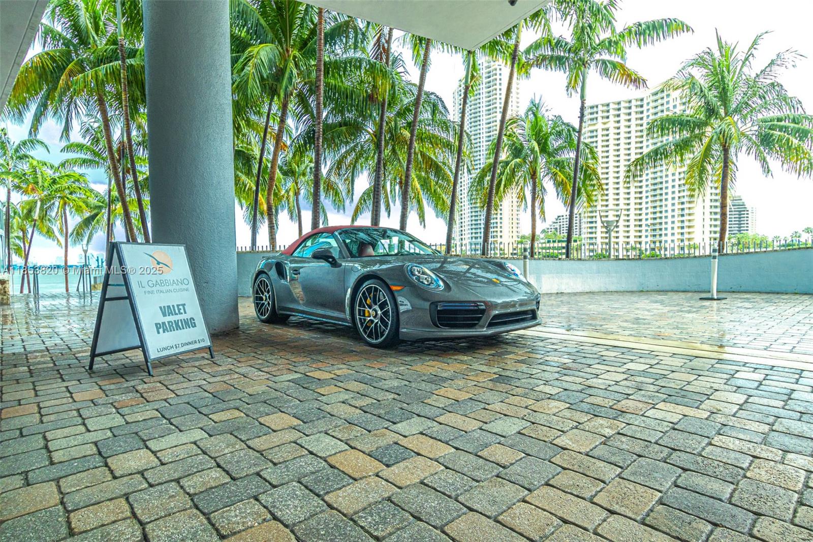 335 S BISCAYNE BL #902, Miami FL 33131